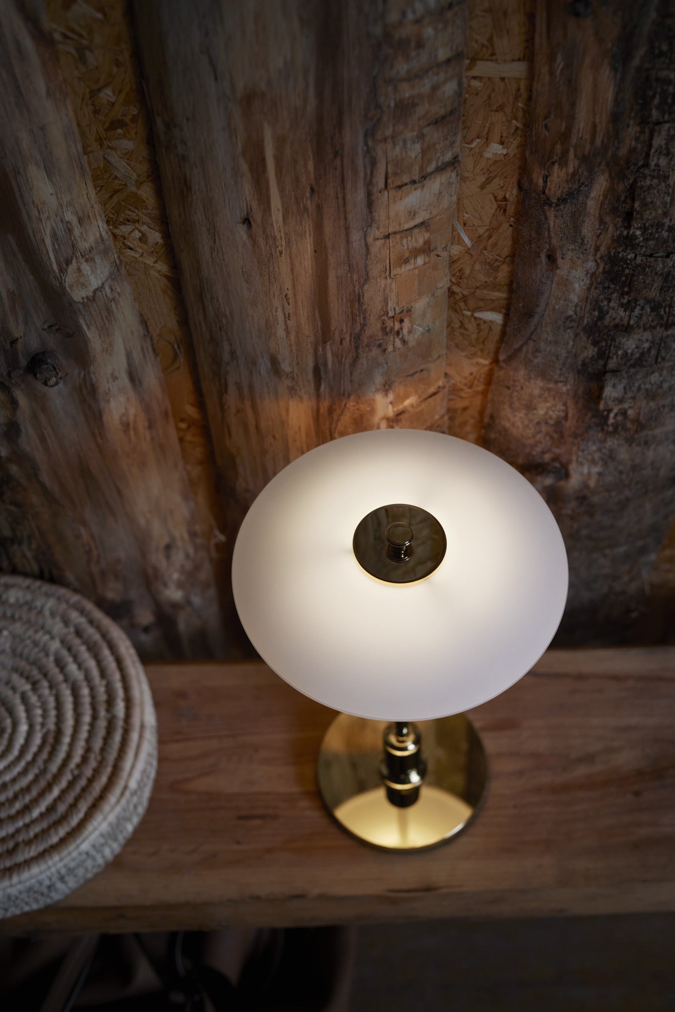 Portable lamp PH 2/1 white with brass base