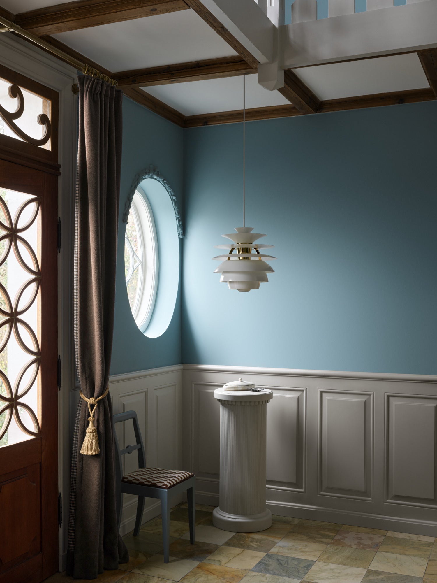 Pendelleuchte PH SNOWBALL schmutzig grün mit messingfarbener Oberfläche