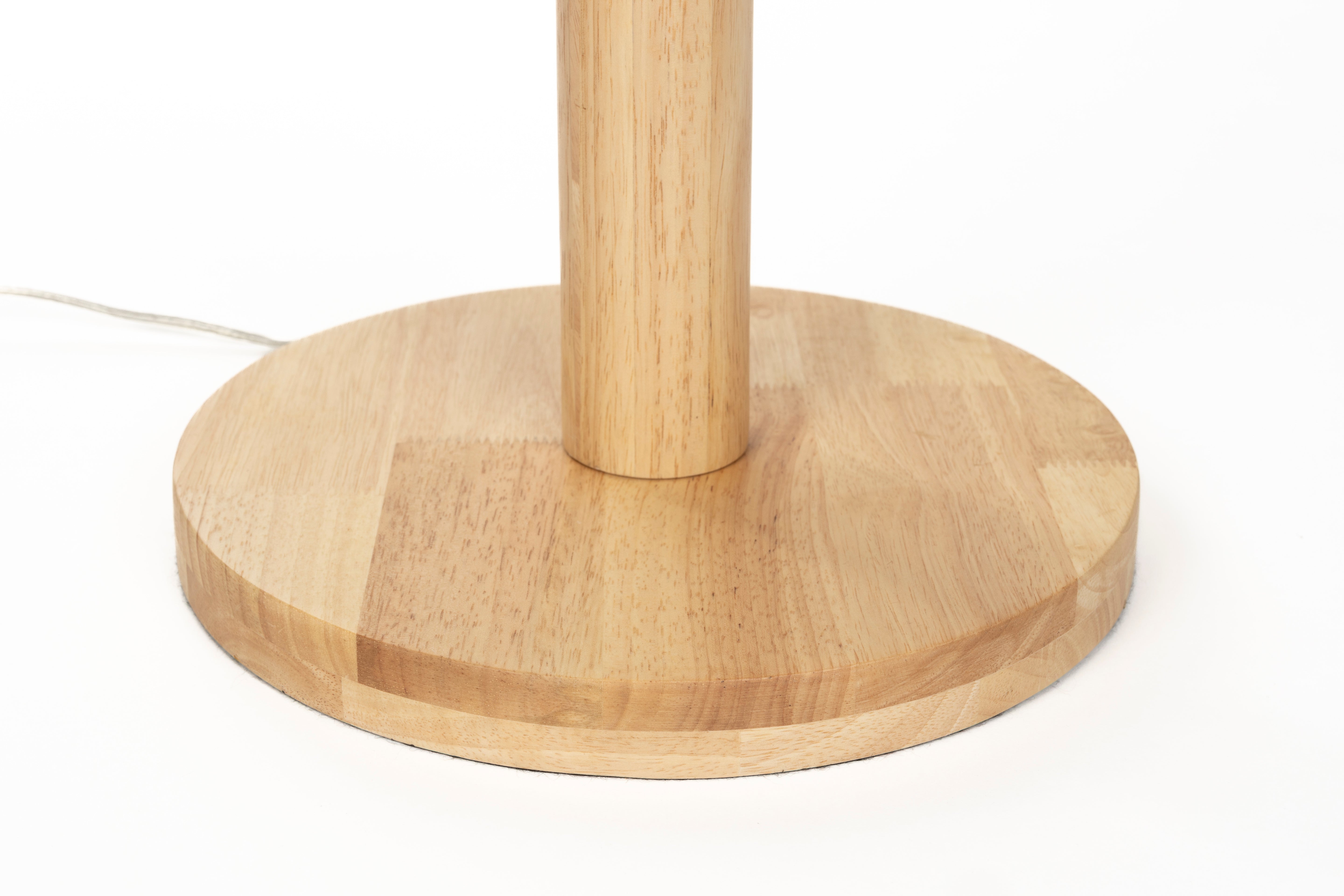 Lampa podłogowa SCALLOP złamana biel z drewnianą podstawą