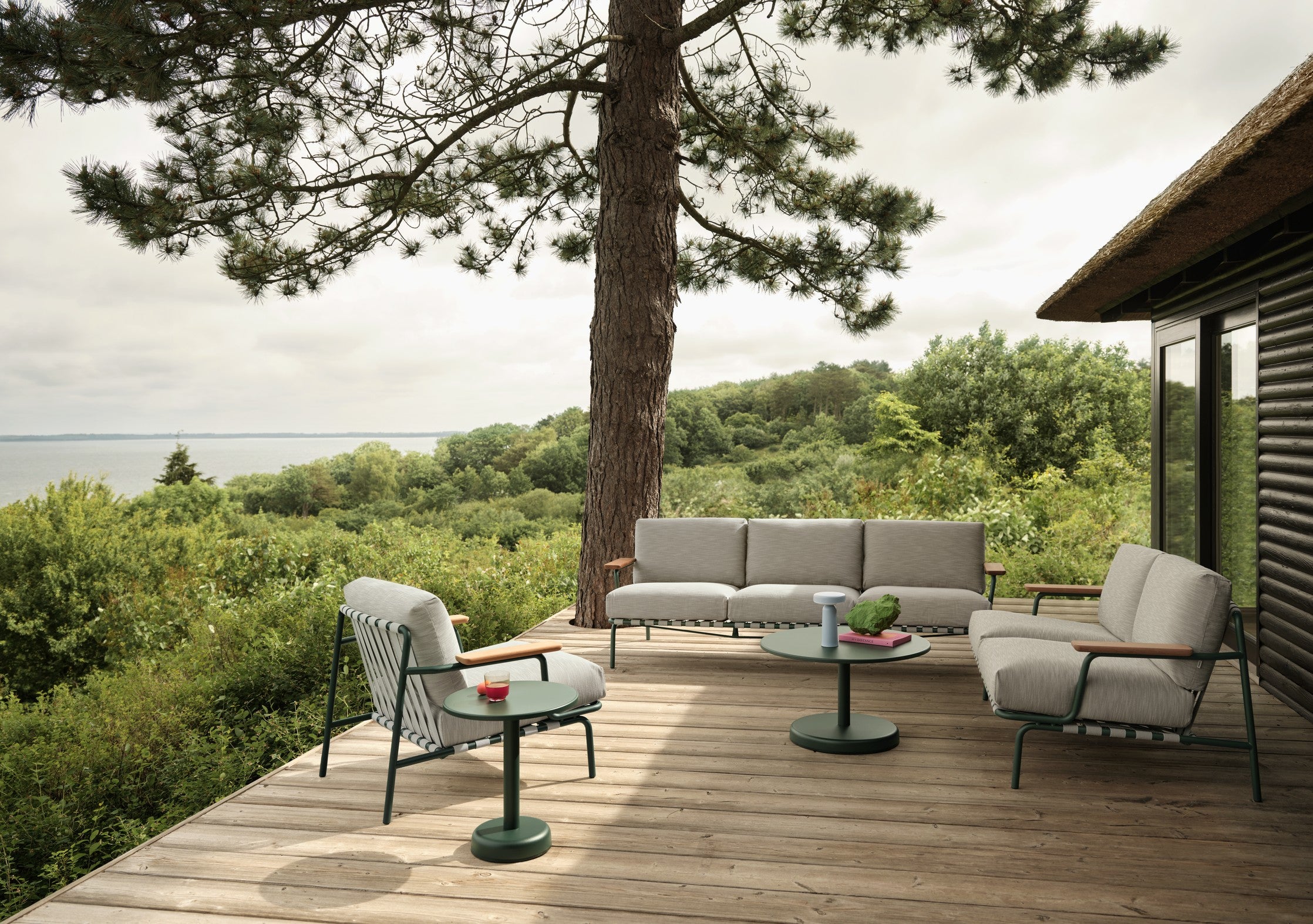 2-Seater Outdoor Sofa with Armrests SETTLE Gray with Green Base