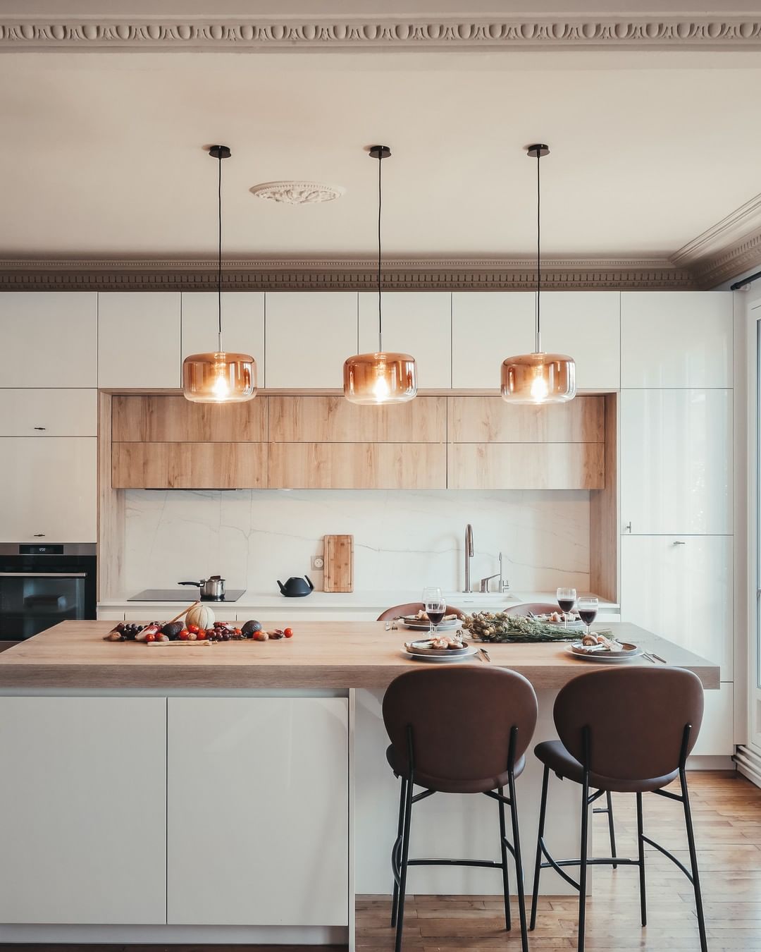 Hoker INÈS ciemnobrązowy [Milena] Calligaris    Eye on Design