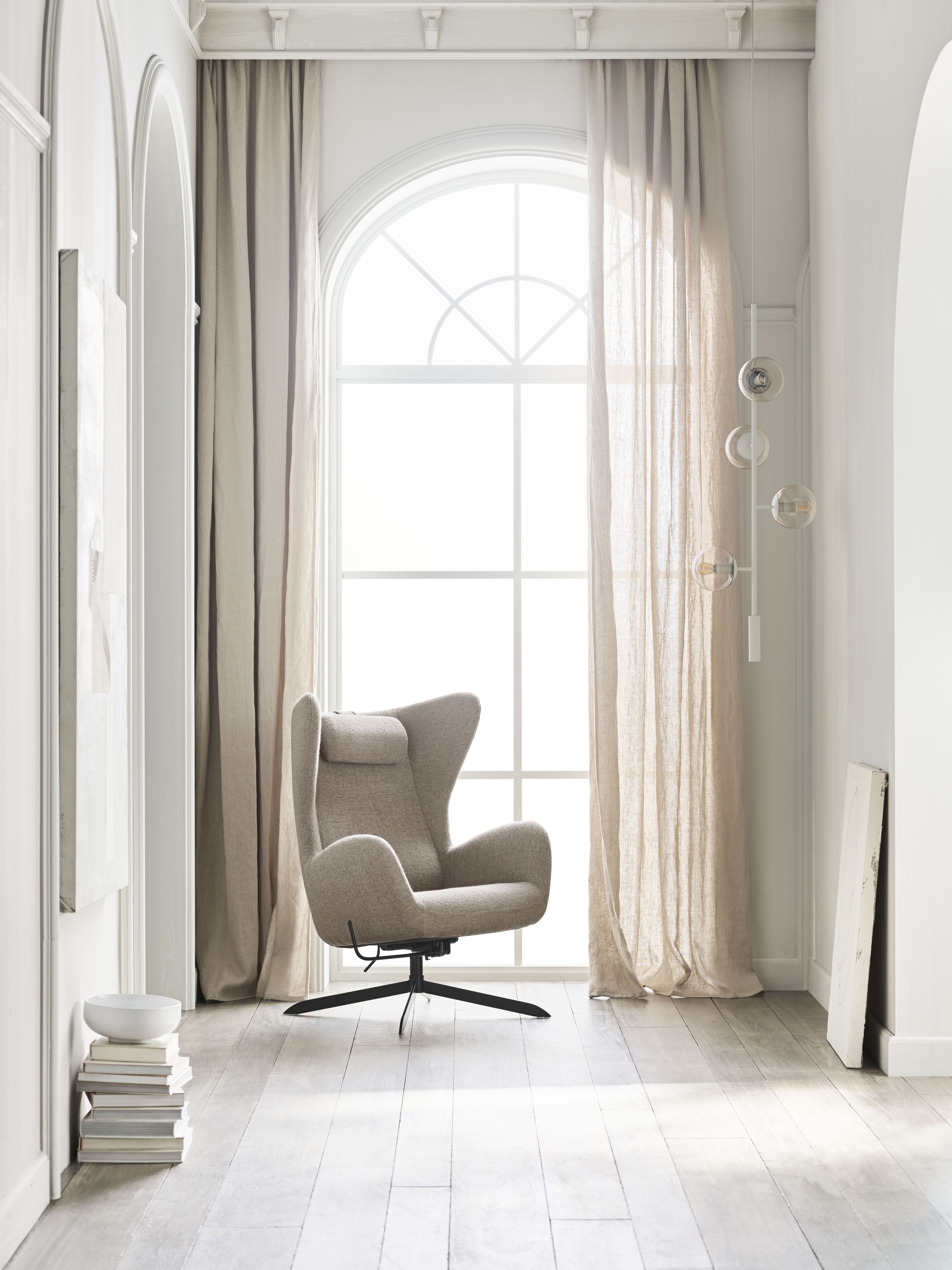 Solo kuratierte Ausgabe Stuhl graue Basis