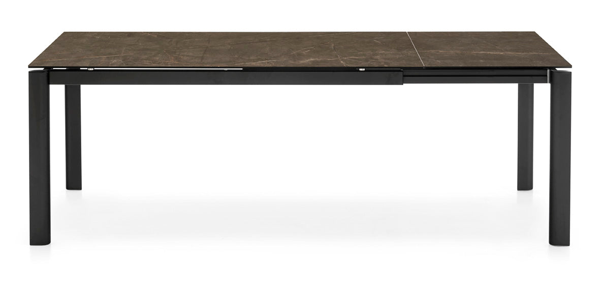 Ausziehbarer Tisch STREAM mit brauner Tischplatte und schwarzem Gestell