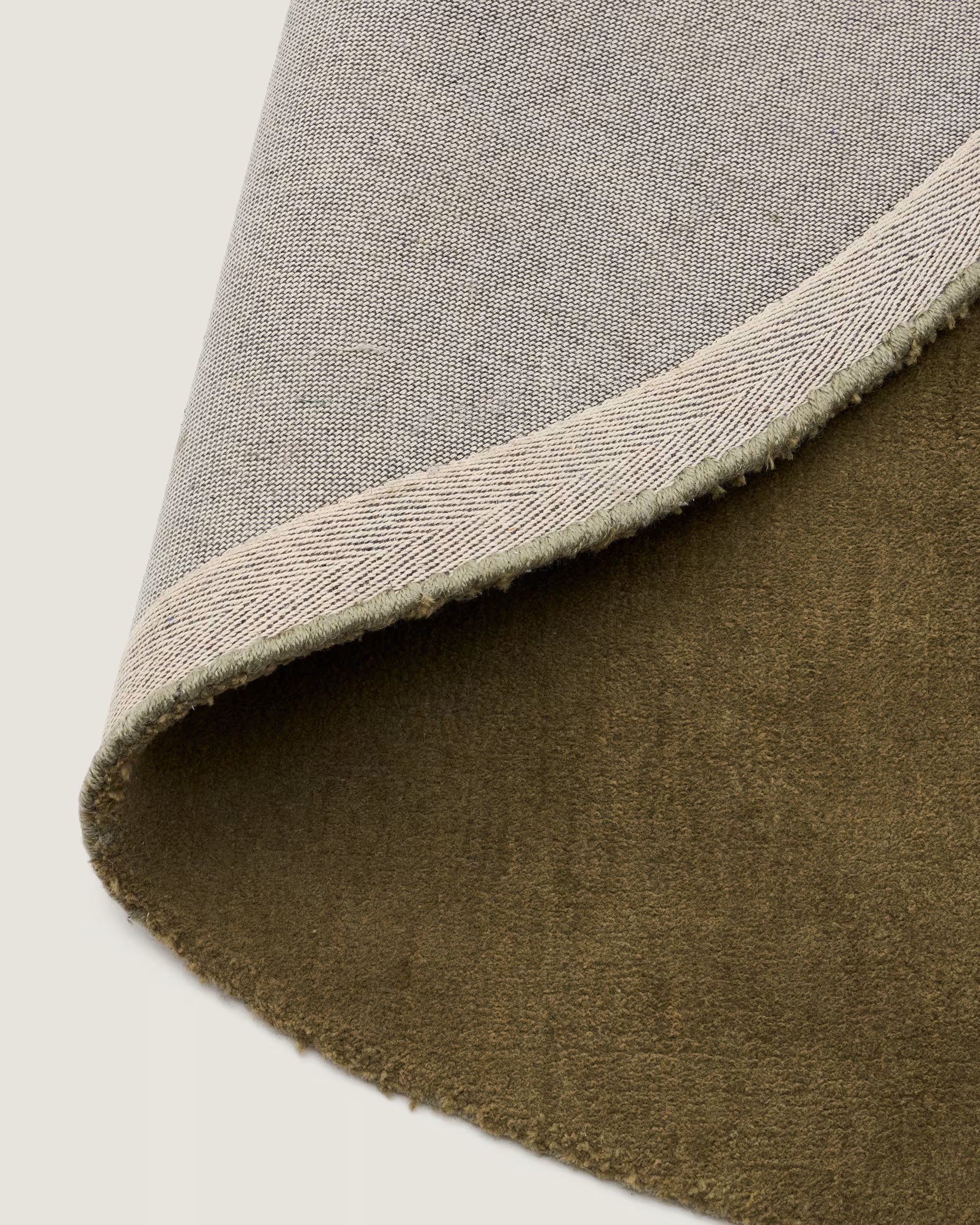 Round rug EMPURIES green