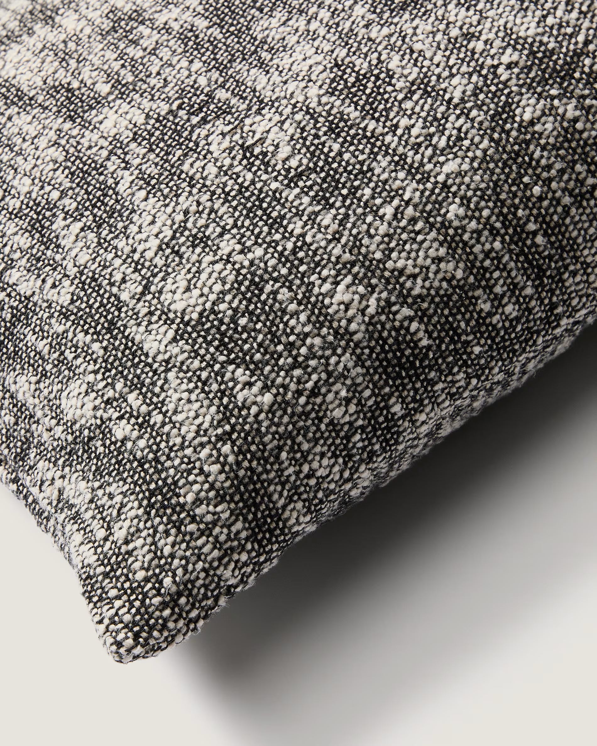 Kissenbezug MEVINA weiß mit schwarz