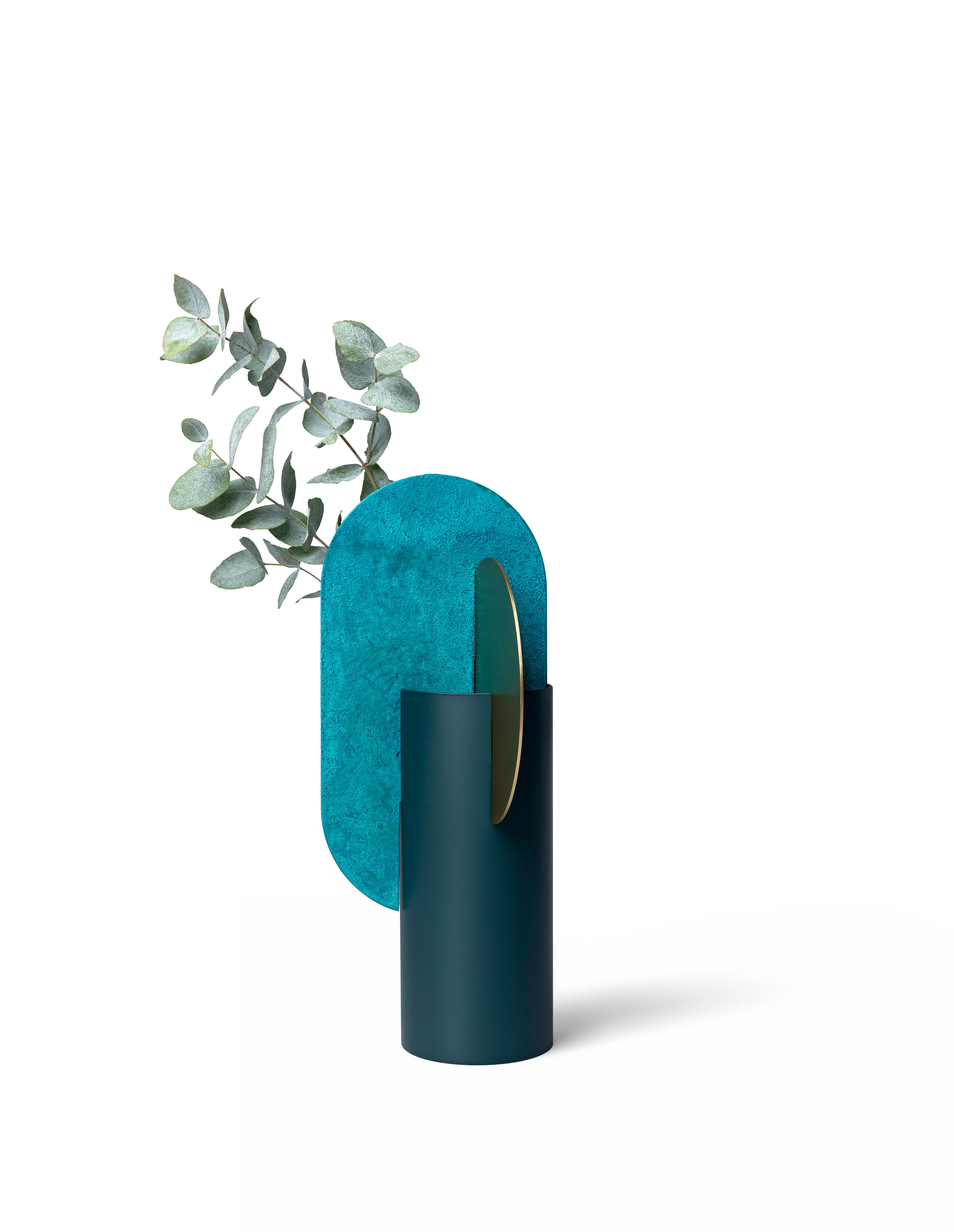 Vase YERMILOV - NUMMERIERTE EDITION grün mit Messing und oxidiertem Kupfer