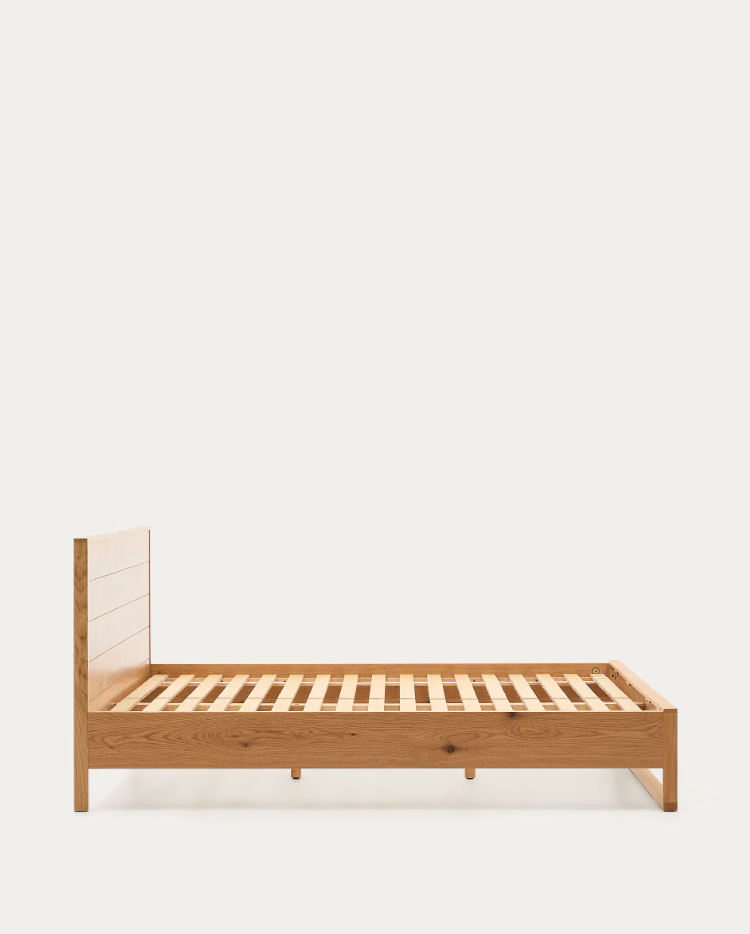 AlgueMa bed, oak veneer