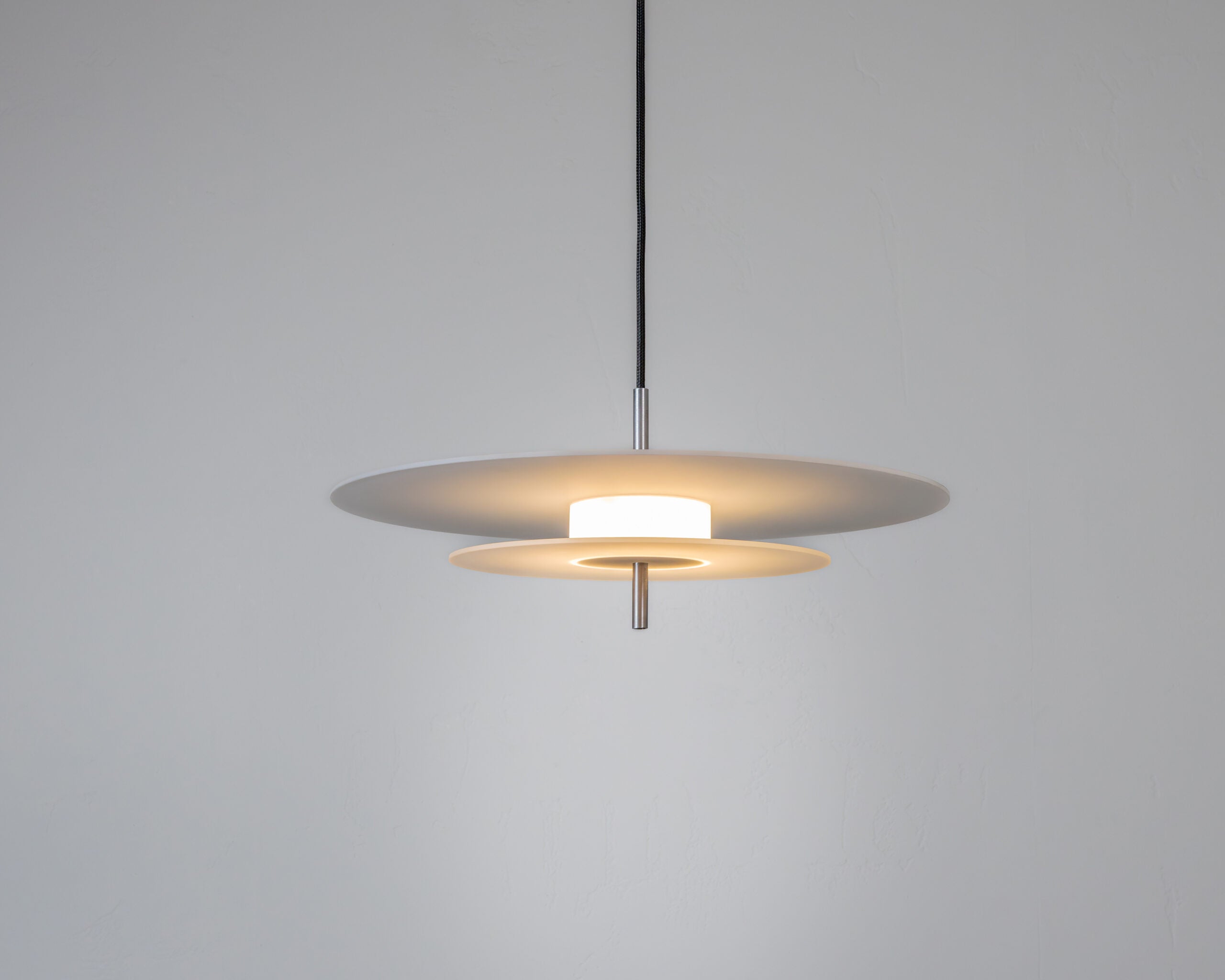 AEROPLAN GLASS 47 pendant lamp silver gray