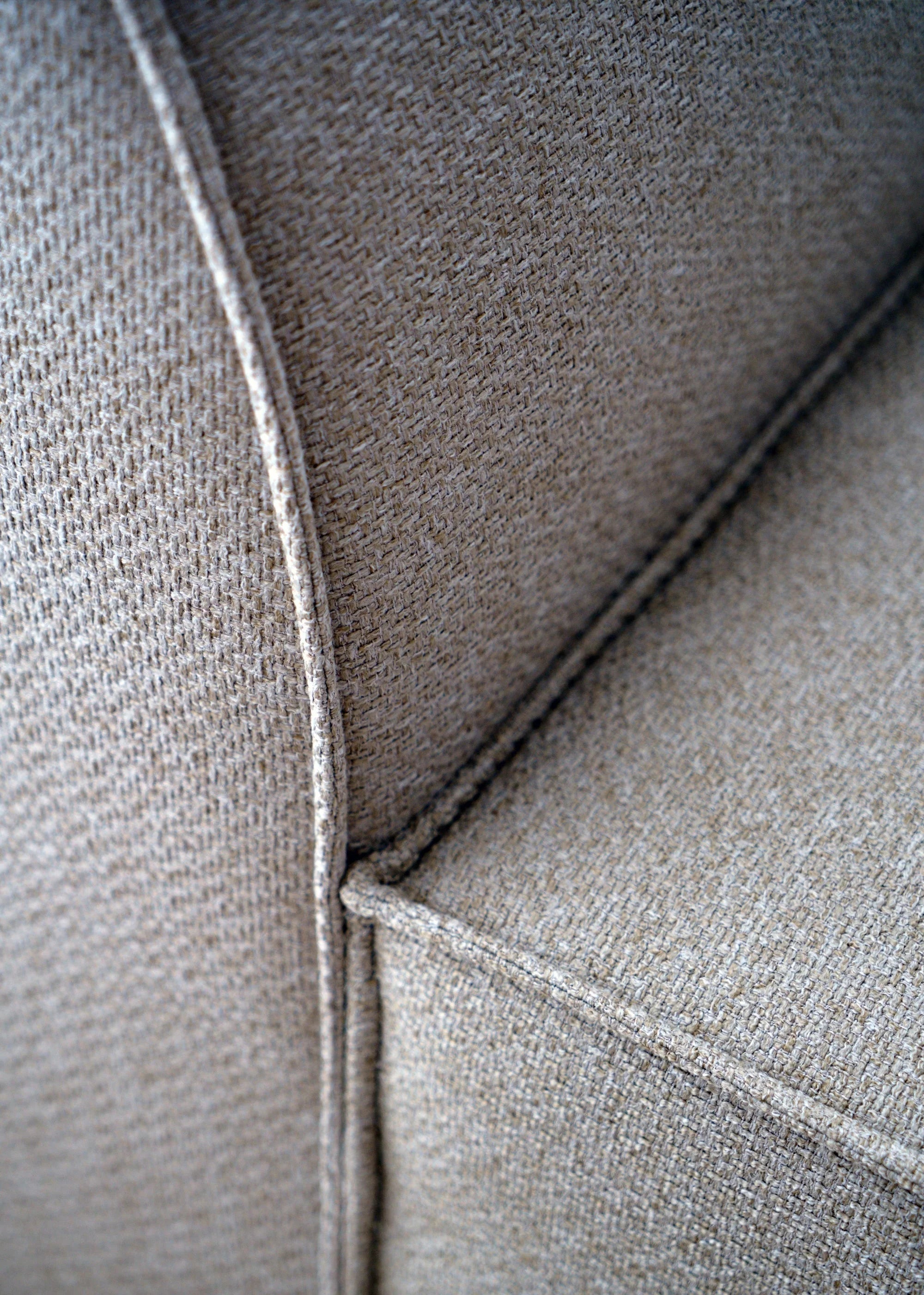 ANDO modular sofa - light gray boucle central module