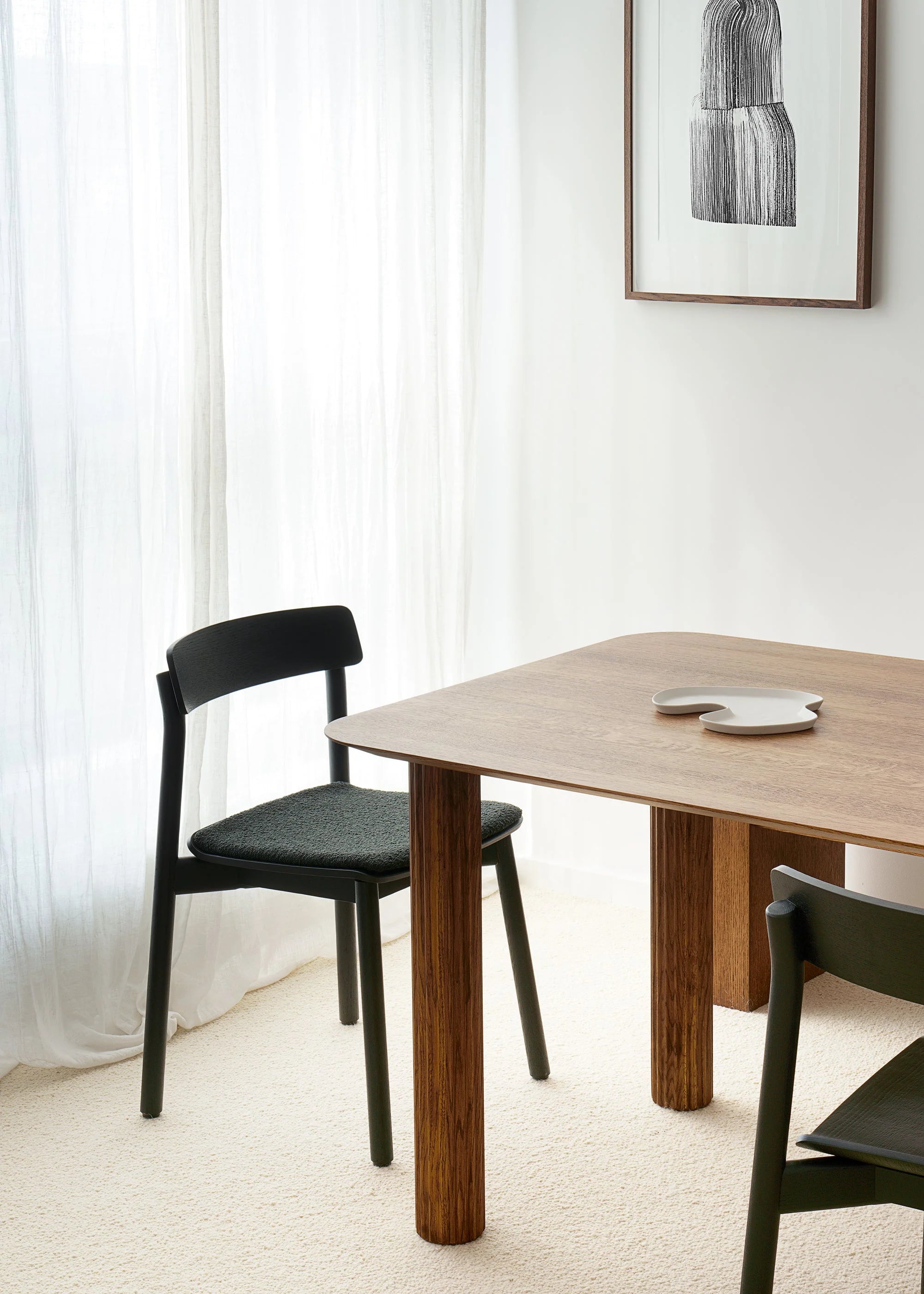 PILLAR Table Oak Wood