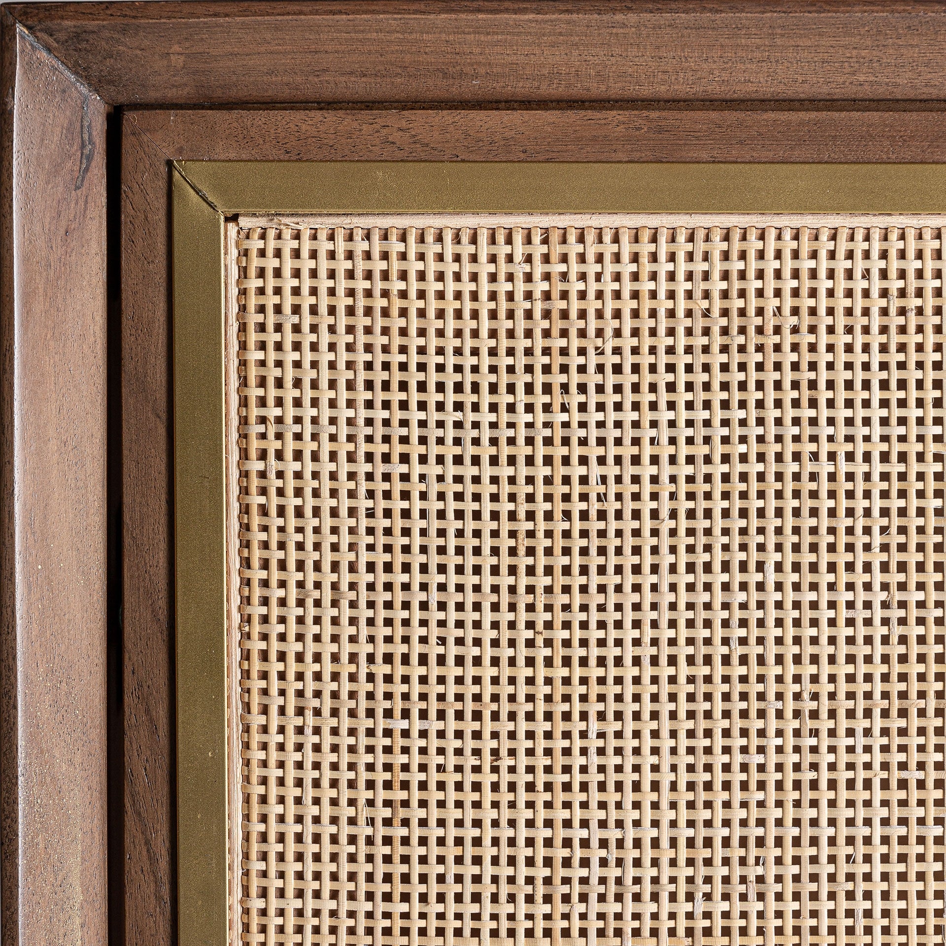 GONDORF Wardrobe in Mango Wood with Rattan