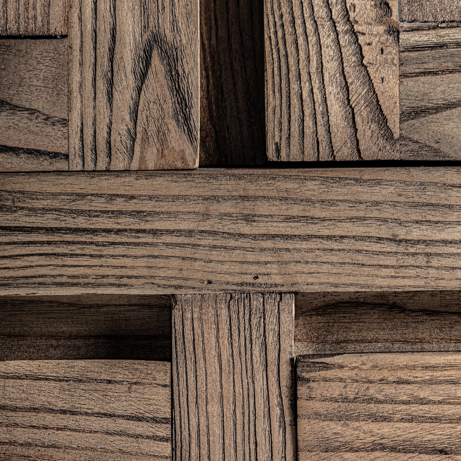 THOUARS Wardrobe in Elm Wood