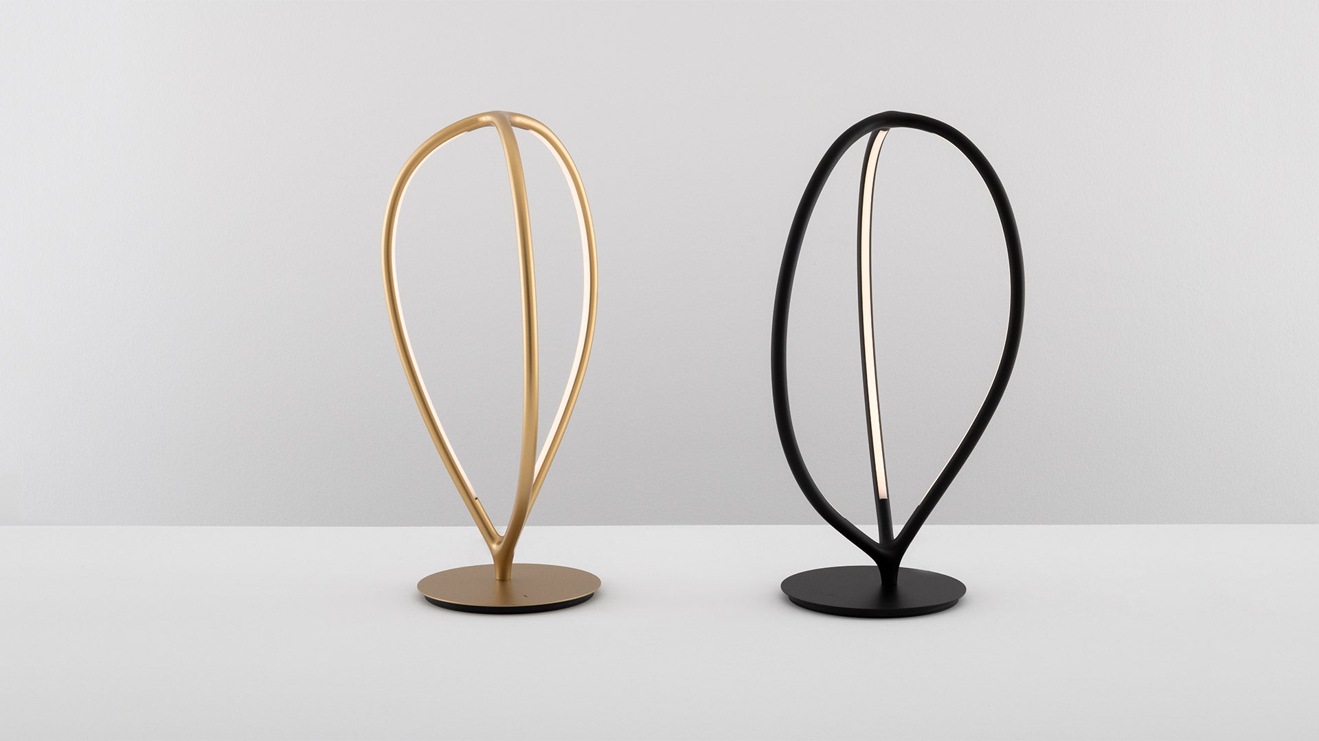 Tischlampe ARRIVAL gold