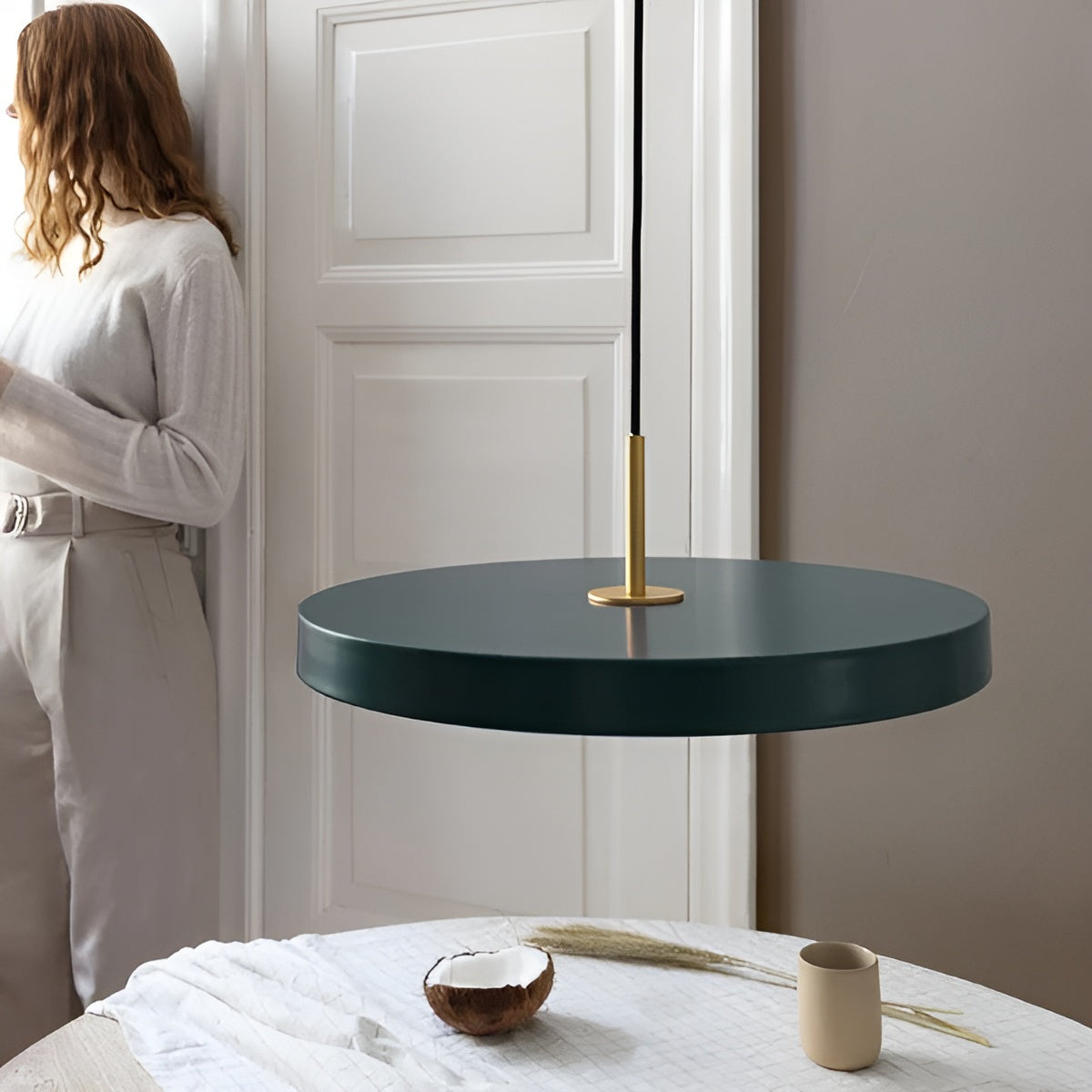 ASTERIA PLUS pendant lamp dark green with gold accent
