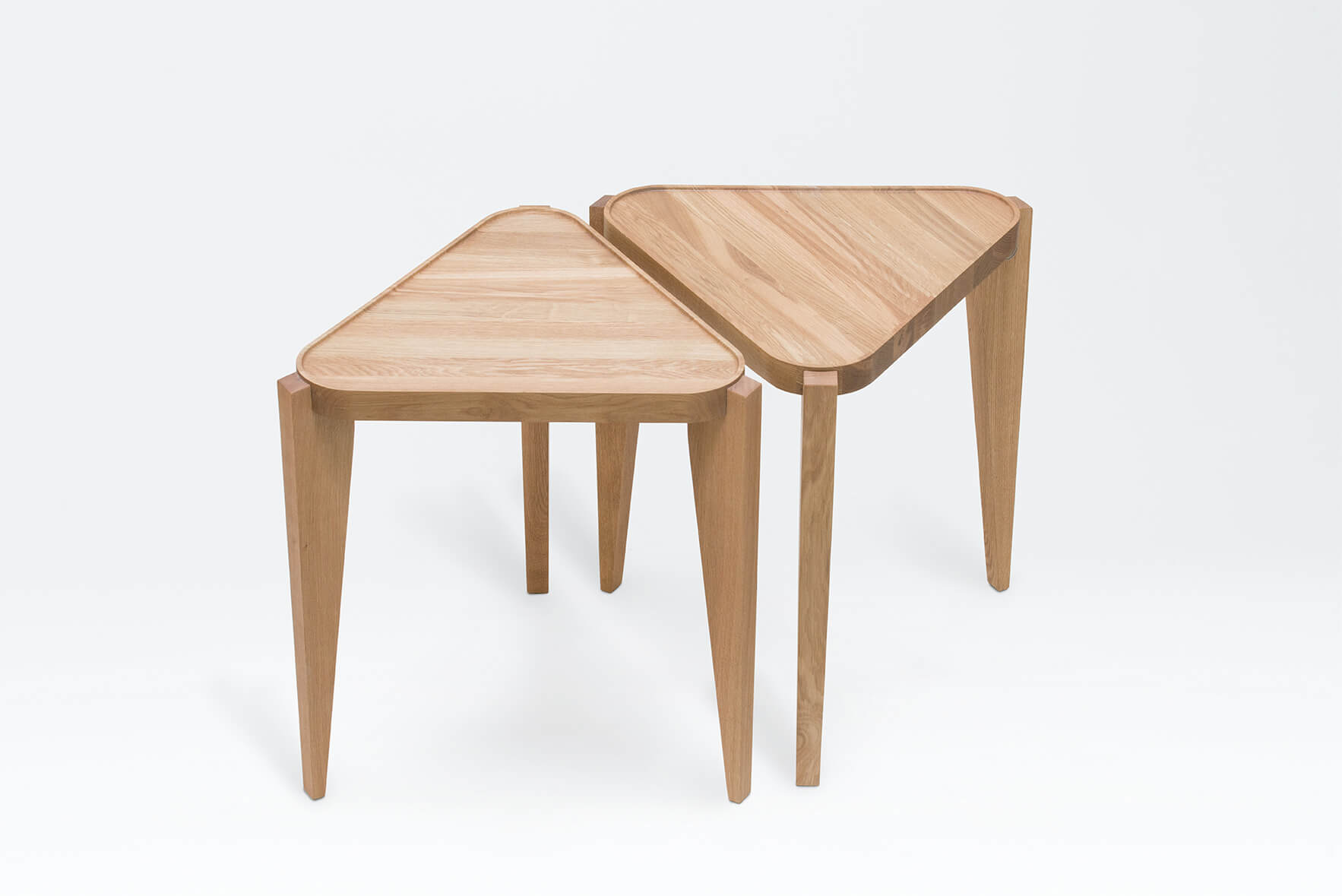 Tisch BONTRI TRIANGLE Eiche