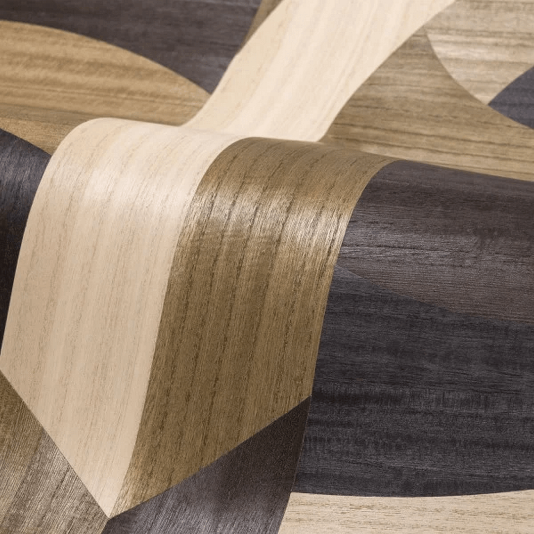 Tapete mit geometrischem Art-Déco-Muster TRAVERSÉE - CARBONE CHÊNE karbonisierter Eiche