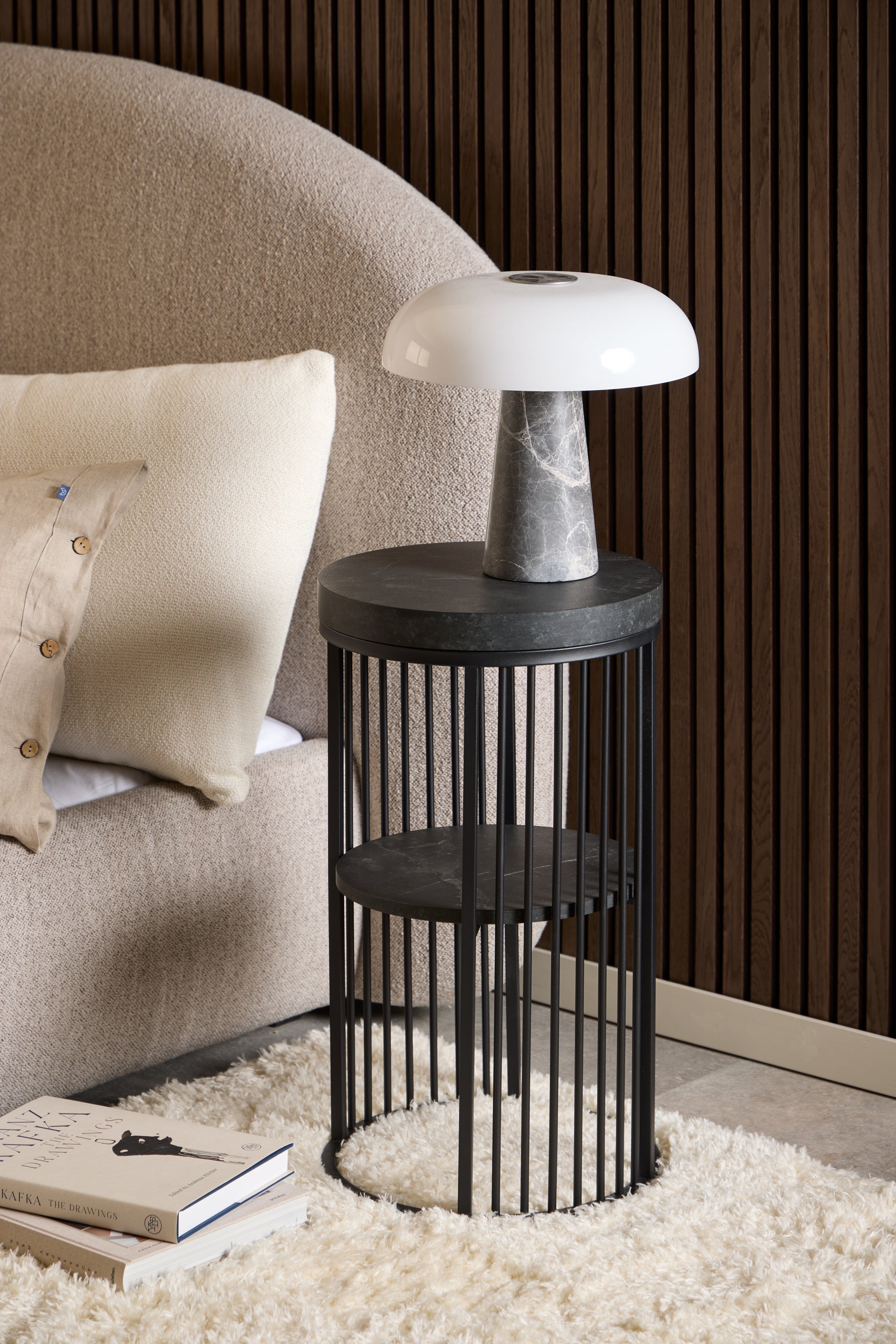 Nachttisch STRINGTON schwarz