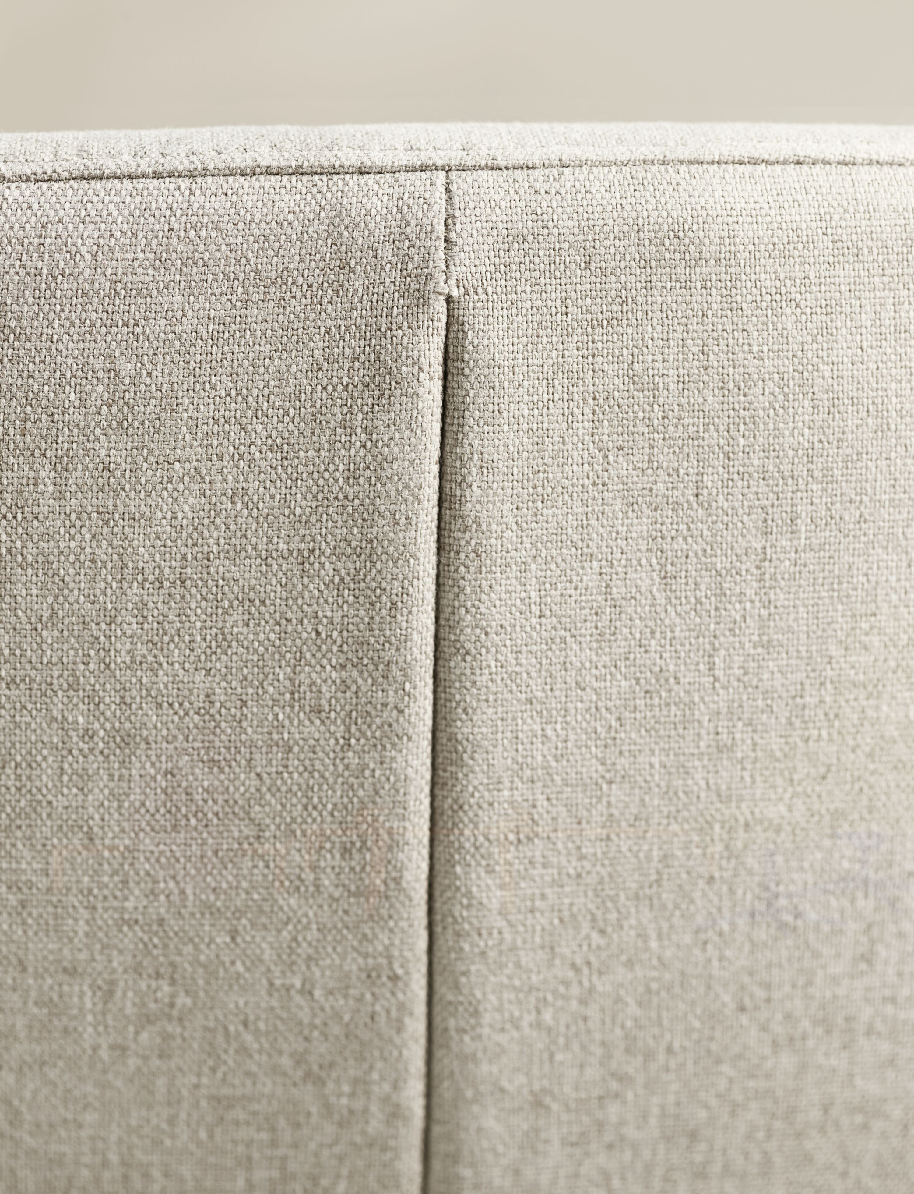 Clara Polsterstuhl Black Metal Base