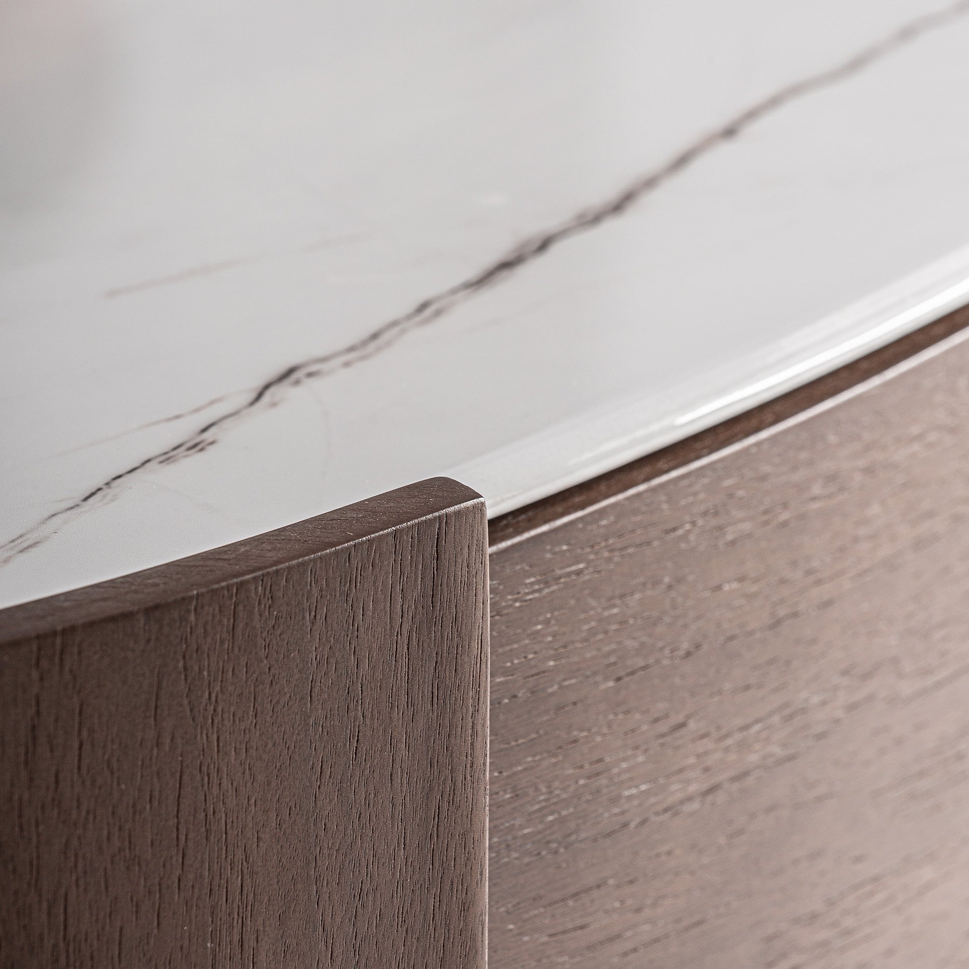 Oval Chest of Drawers STUETTA Oak Veneer