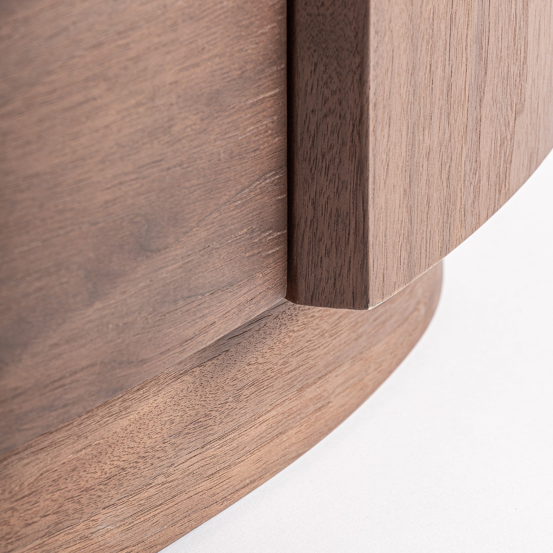 Oval Chest of Drawers STUETTA Oak Veneer