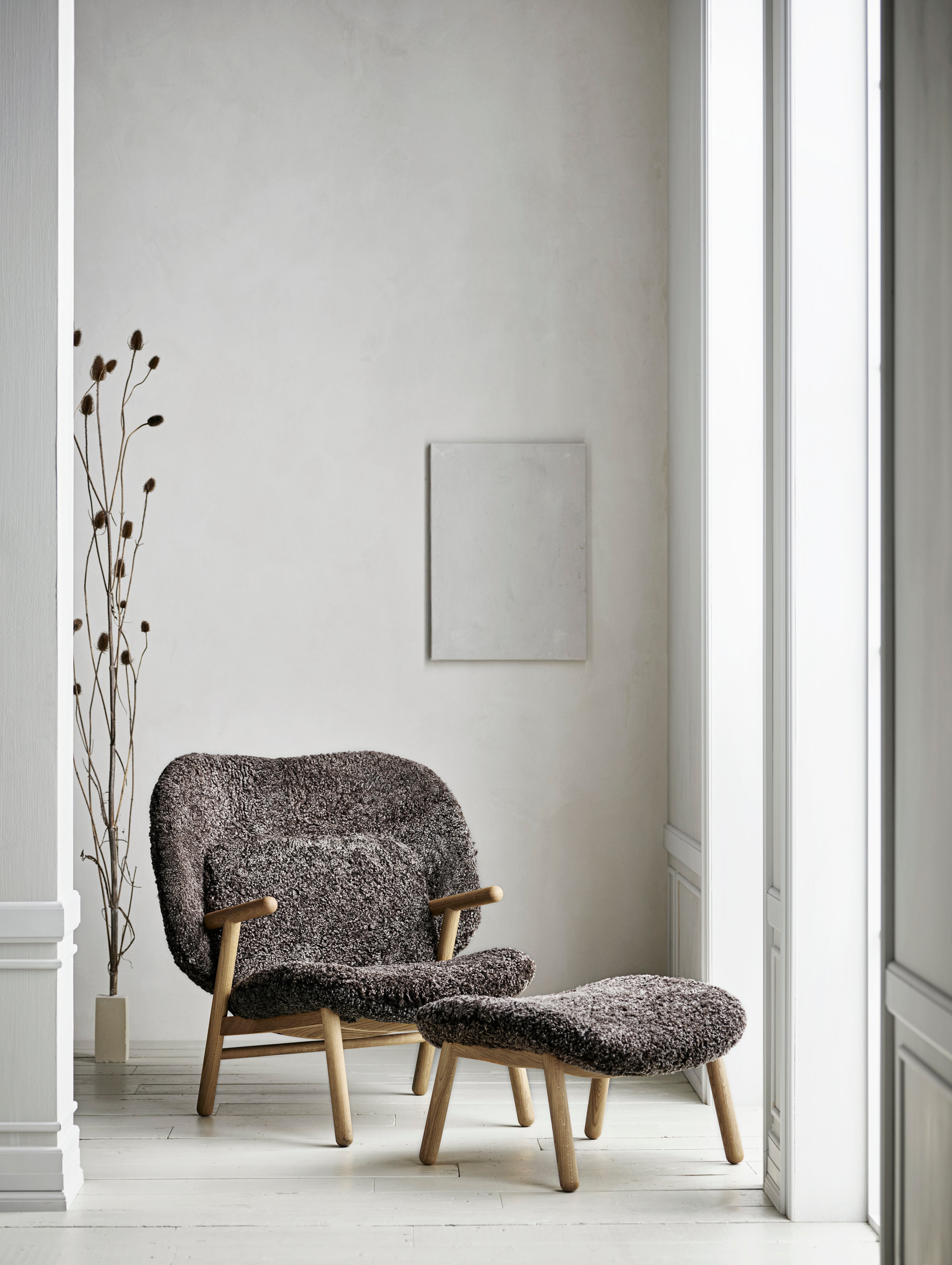 Chair with a headrest COSH base of dark oak wood