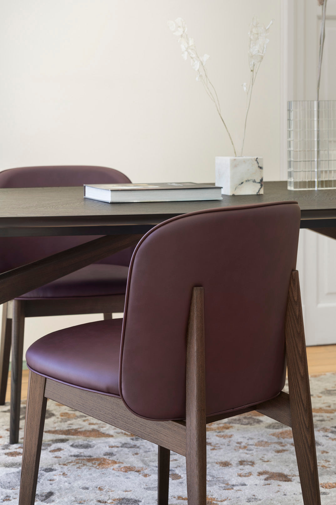 ABREY upholstered chair with black wooden base