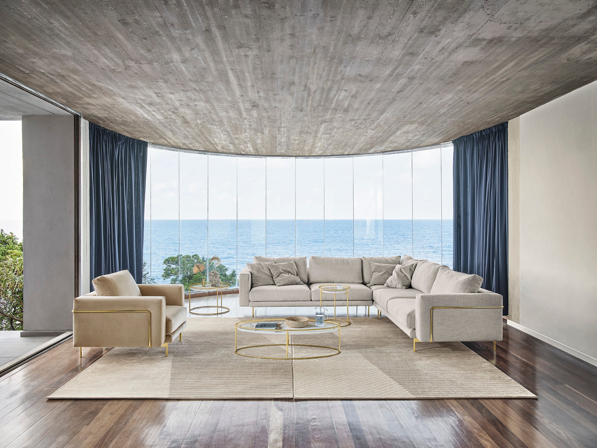 ROD MAXI Upholstered 3-Seater Sofa