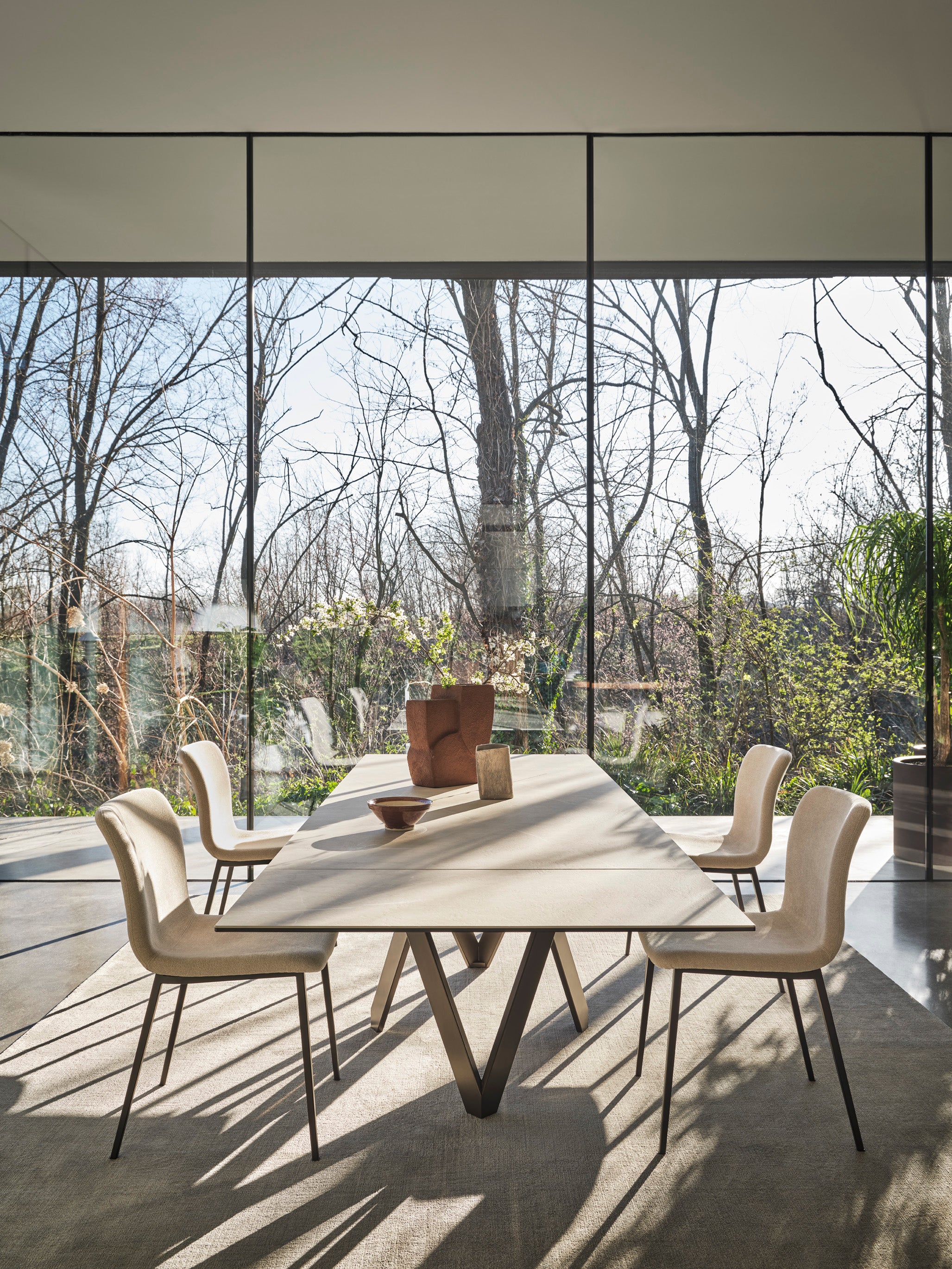 Upholstered ANNIE Chair with Black Metal Base