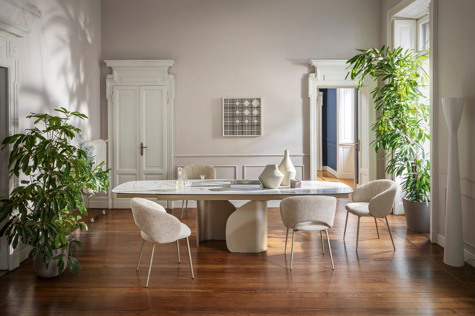 Ausziehbarer Tisch TWINS mit beigem Tischplatte und beigem Gestell