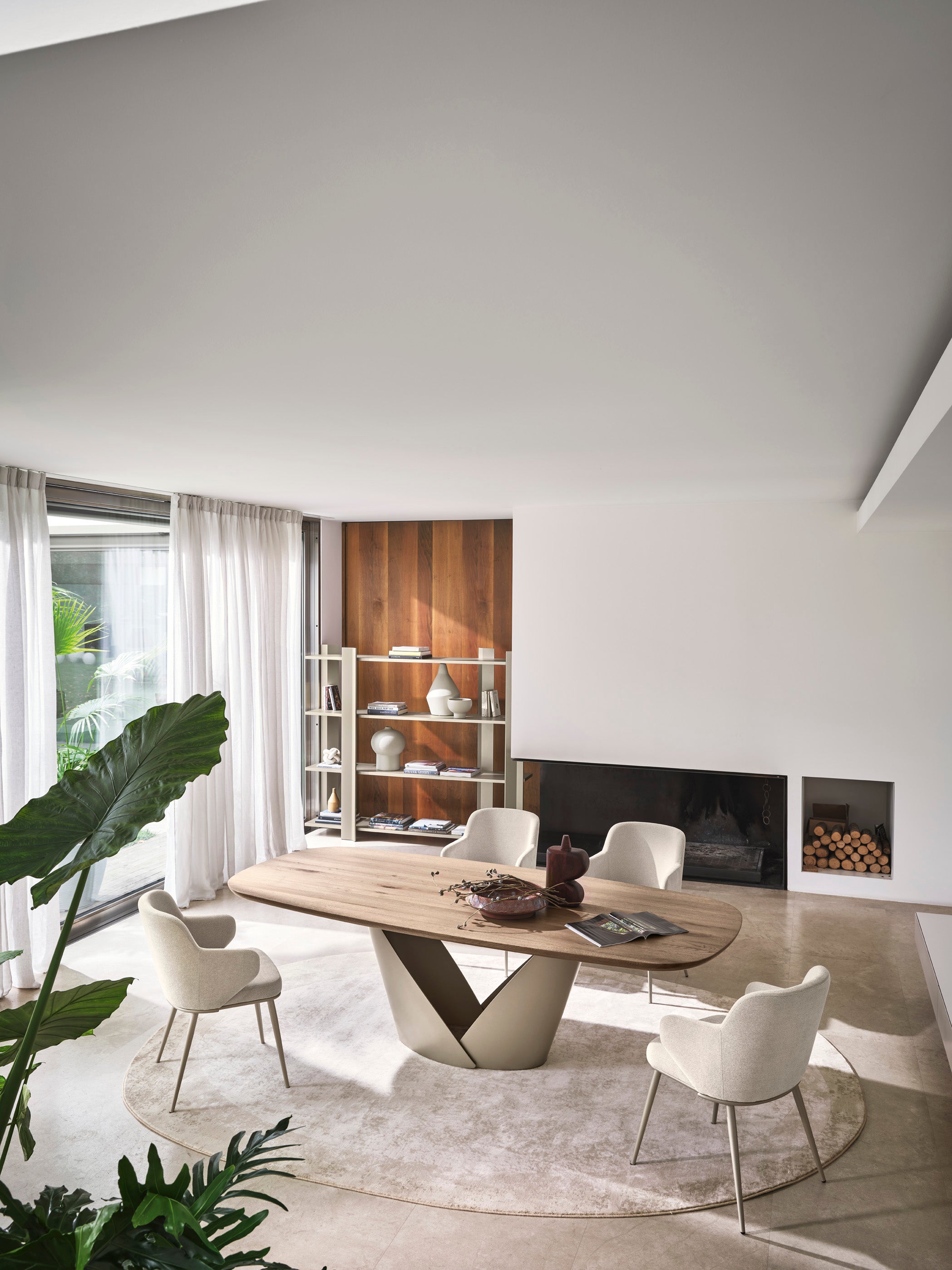 Ovaler Teppich BEAN cremefarben