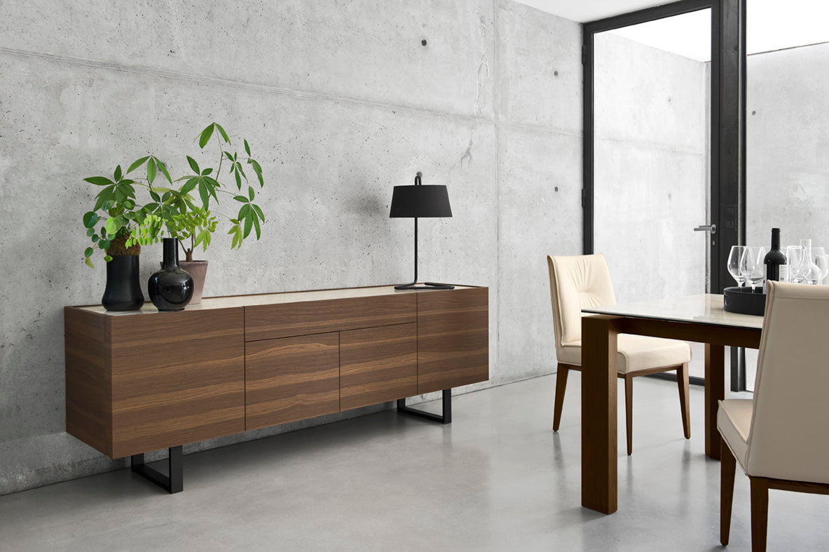 Polsterstuhl ROMY mit schwarzem Holzgestell