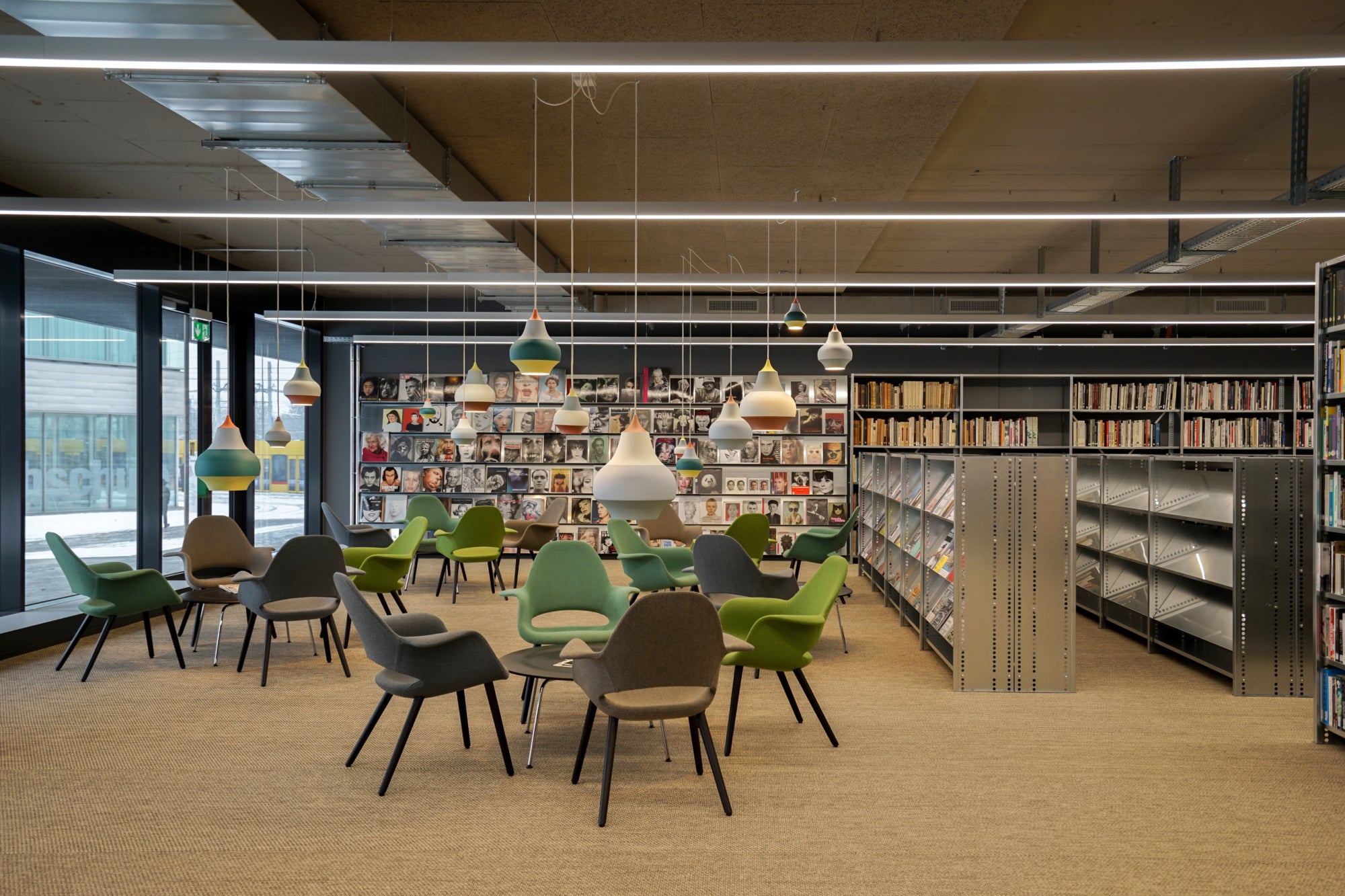 Pendelleuchte CIRQUE weiß mit grauem Ende