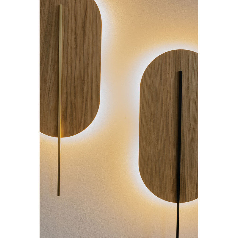 ROKKE WOOD wooden wall lamp