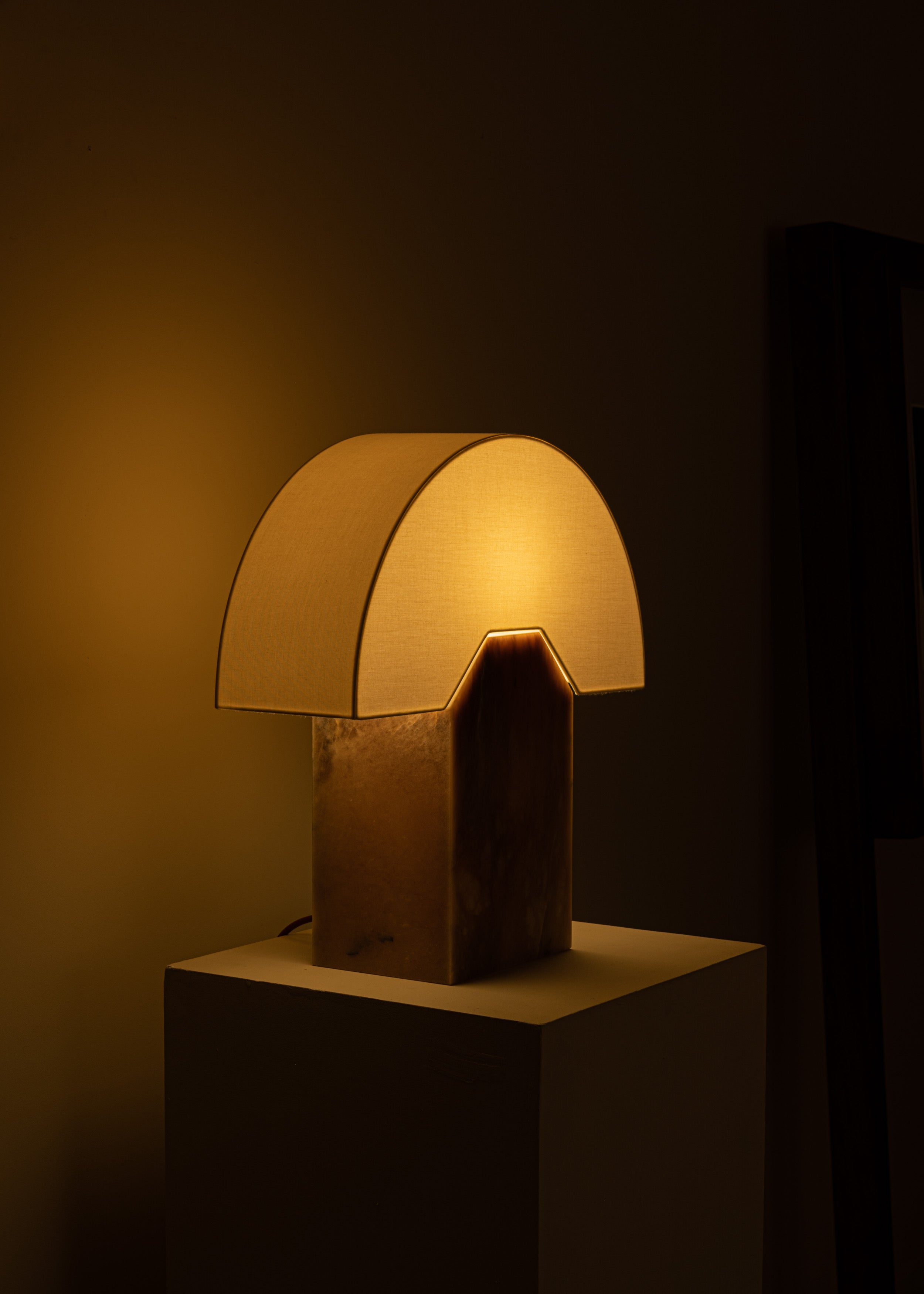 EDNA Table Lamp Dark Beige Alabaster