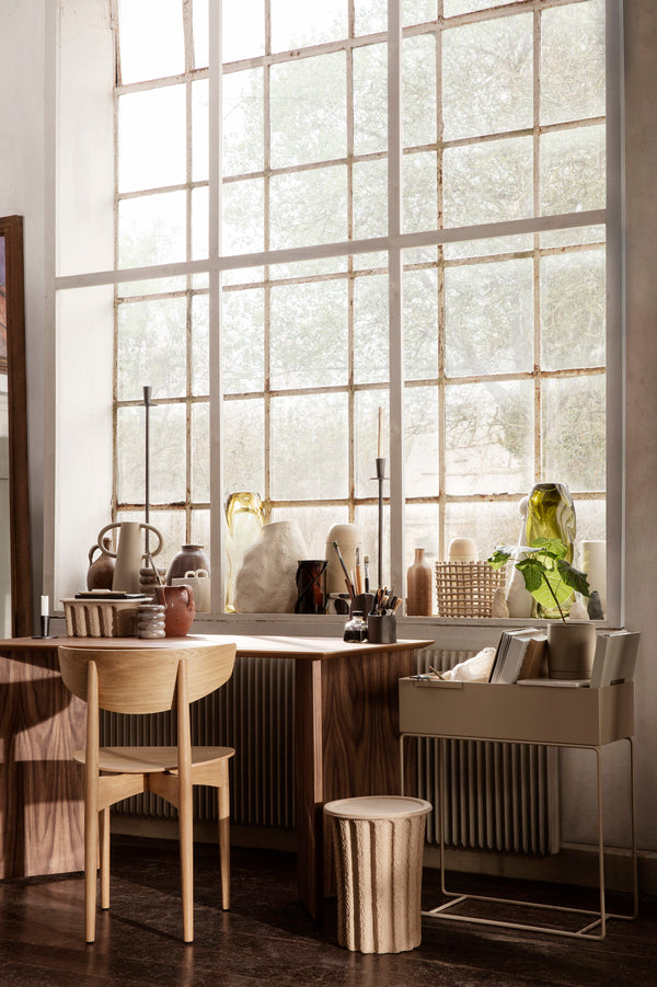 Plant box console beige