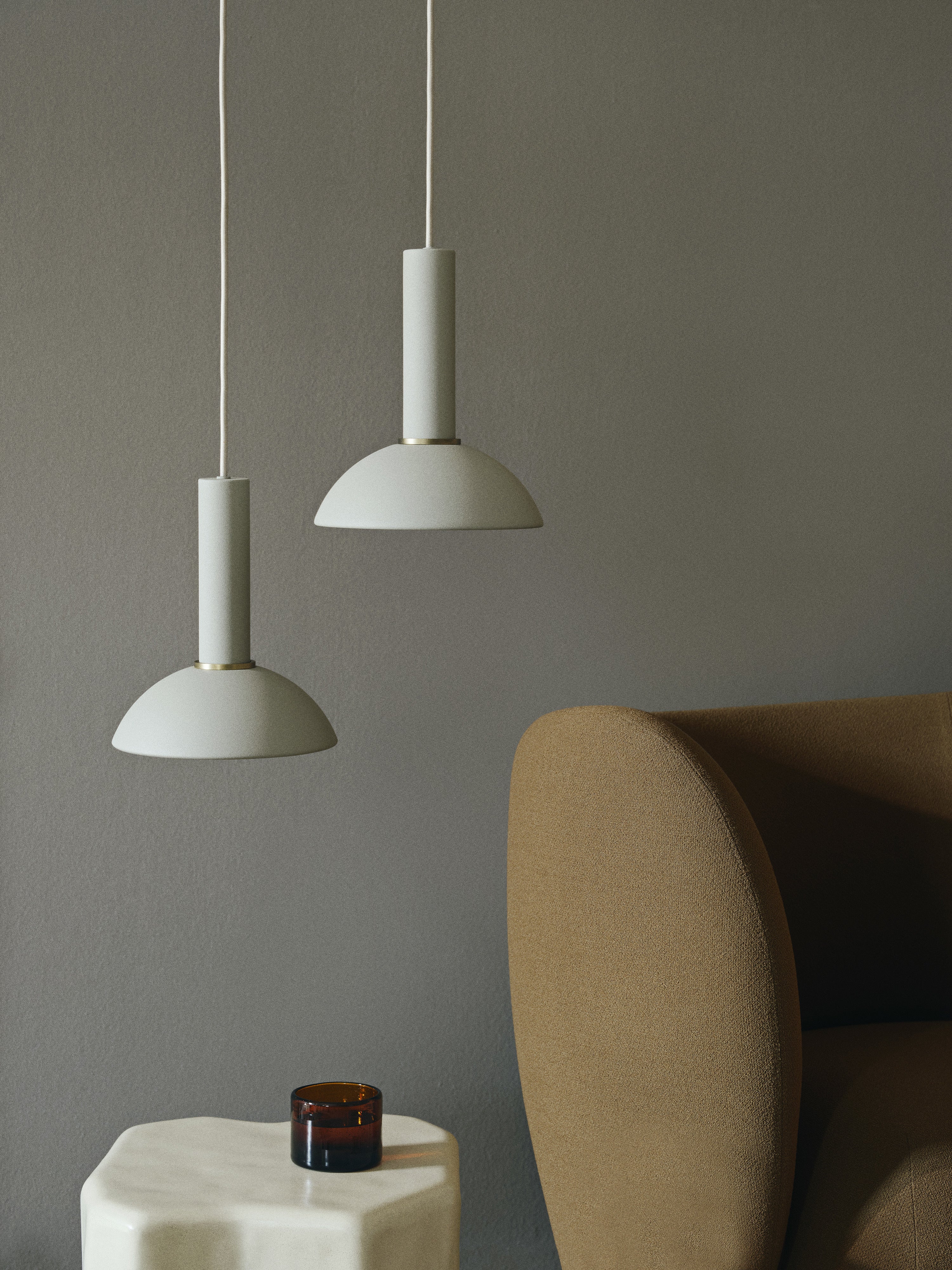 Collect hoop white lampshade