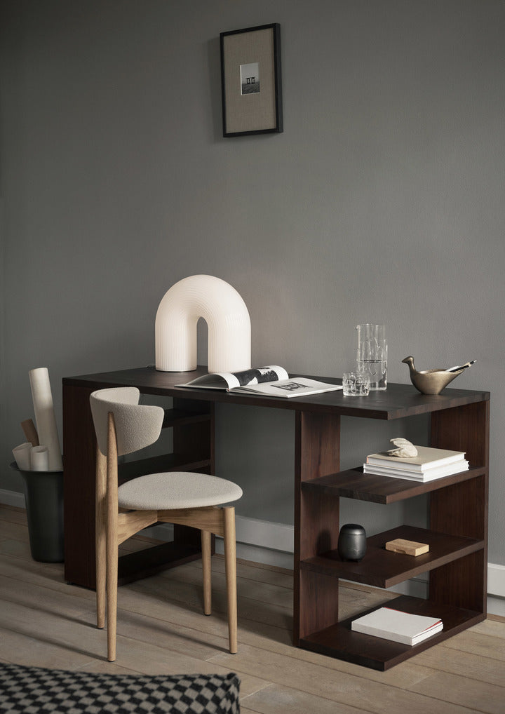 Vuelta floor lamp milk glass