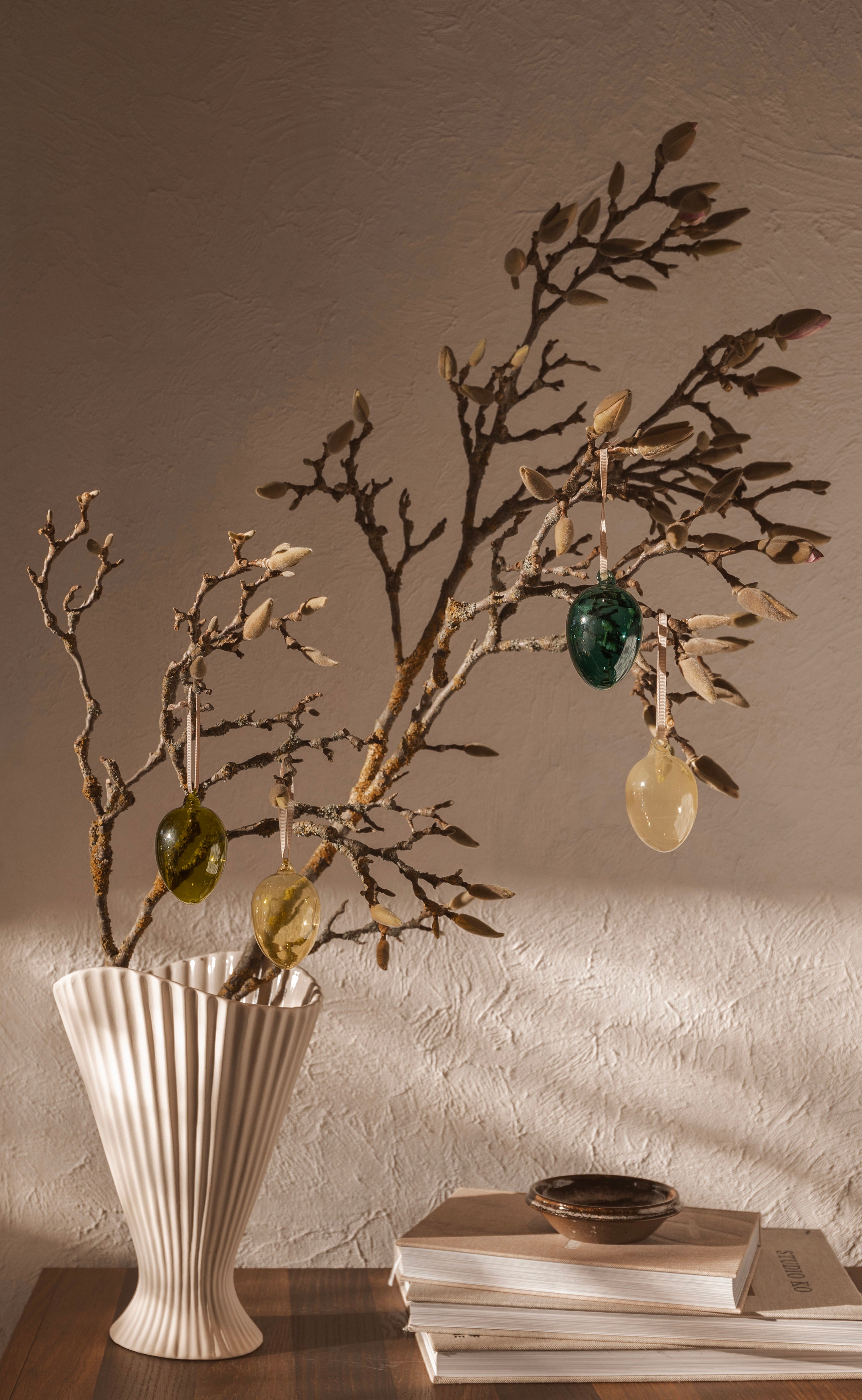 Brunnenvase gebrochen weiß
