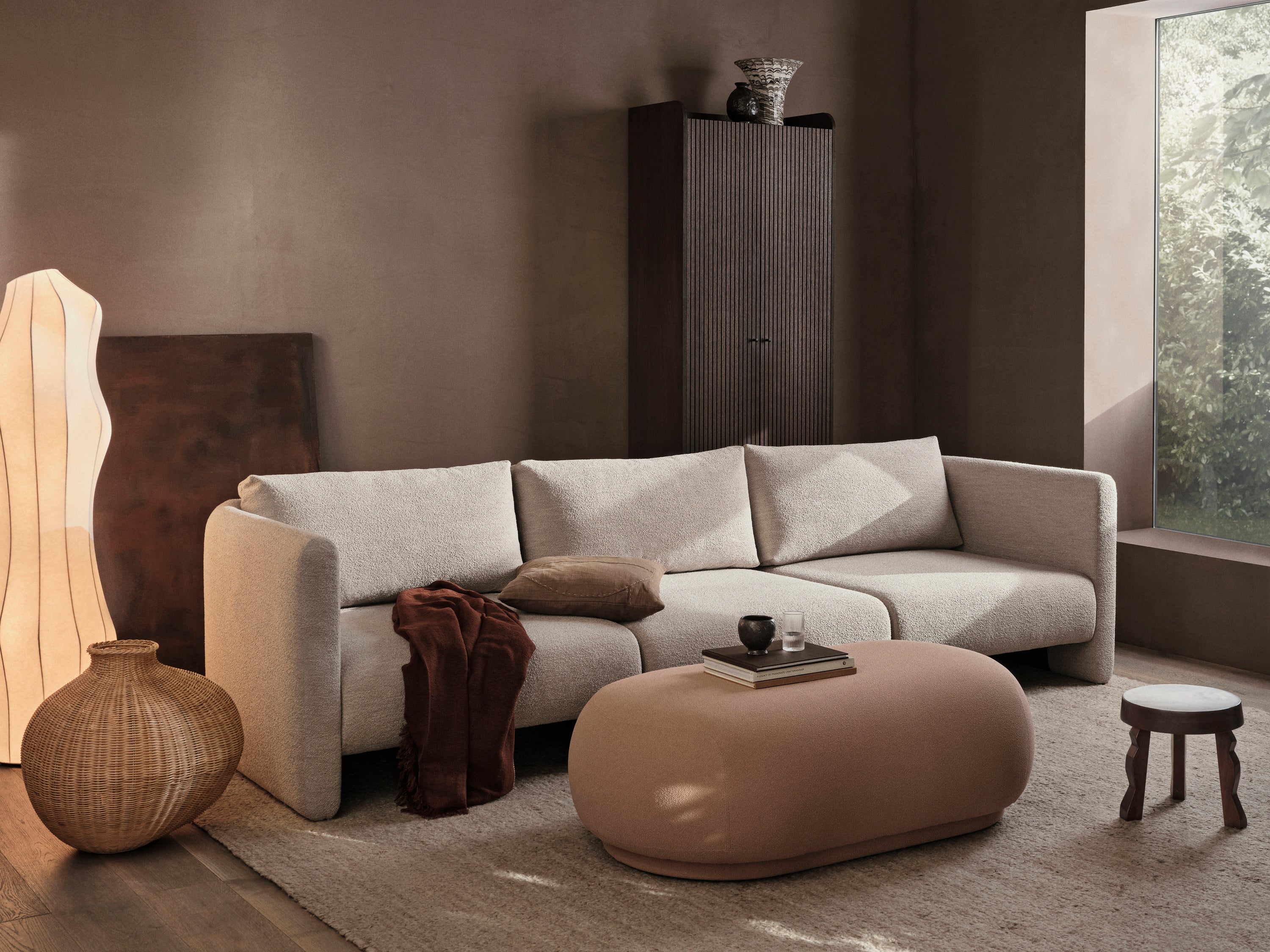 Rico boucle sand ottoman