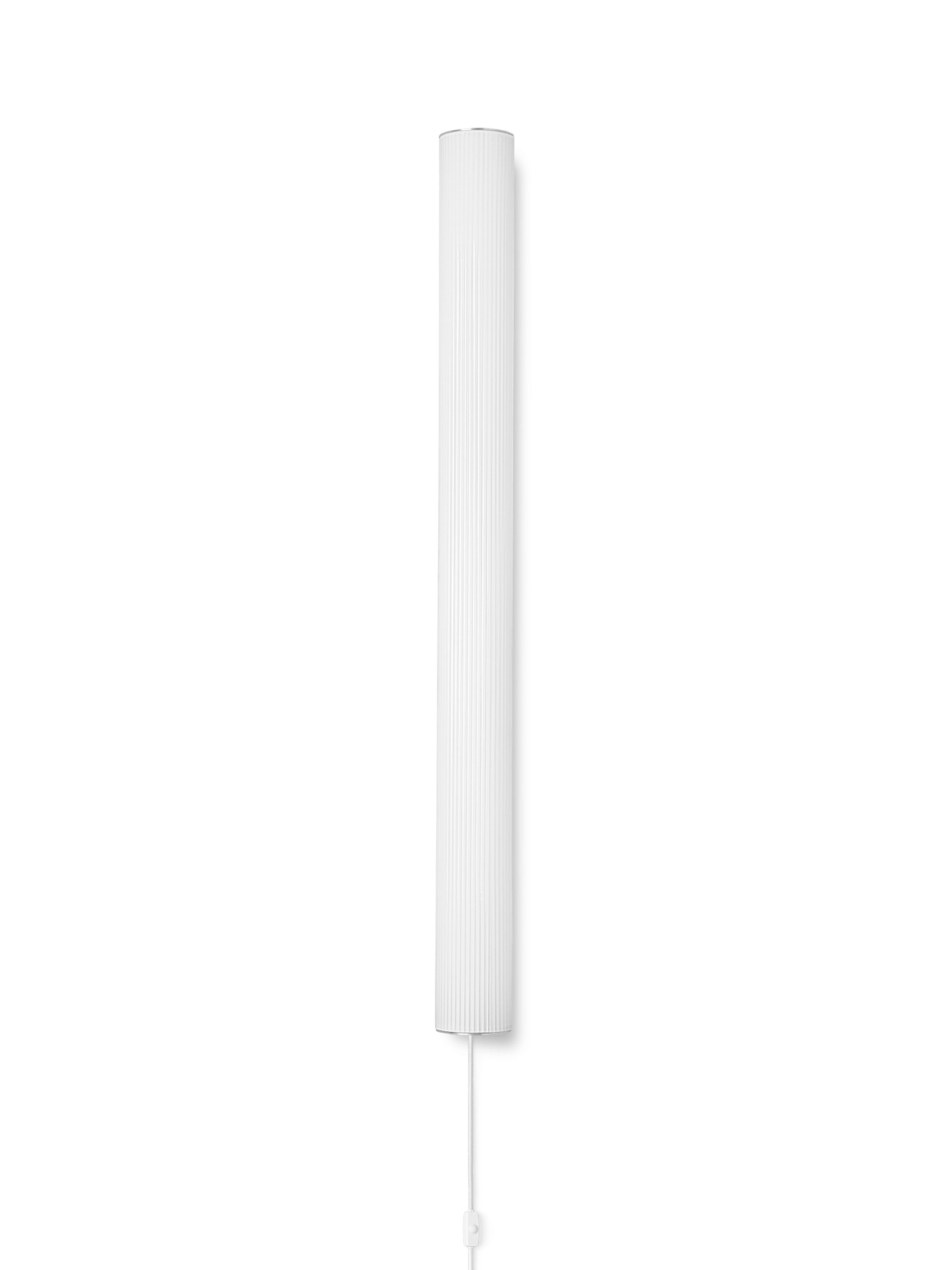 VUELTA LONG wall lamp in white with a steel finish
