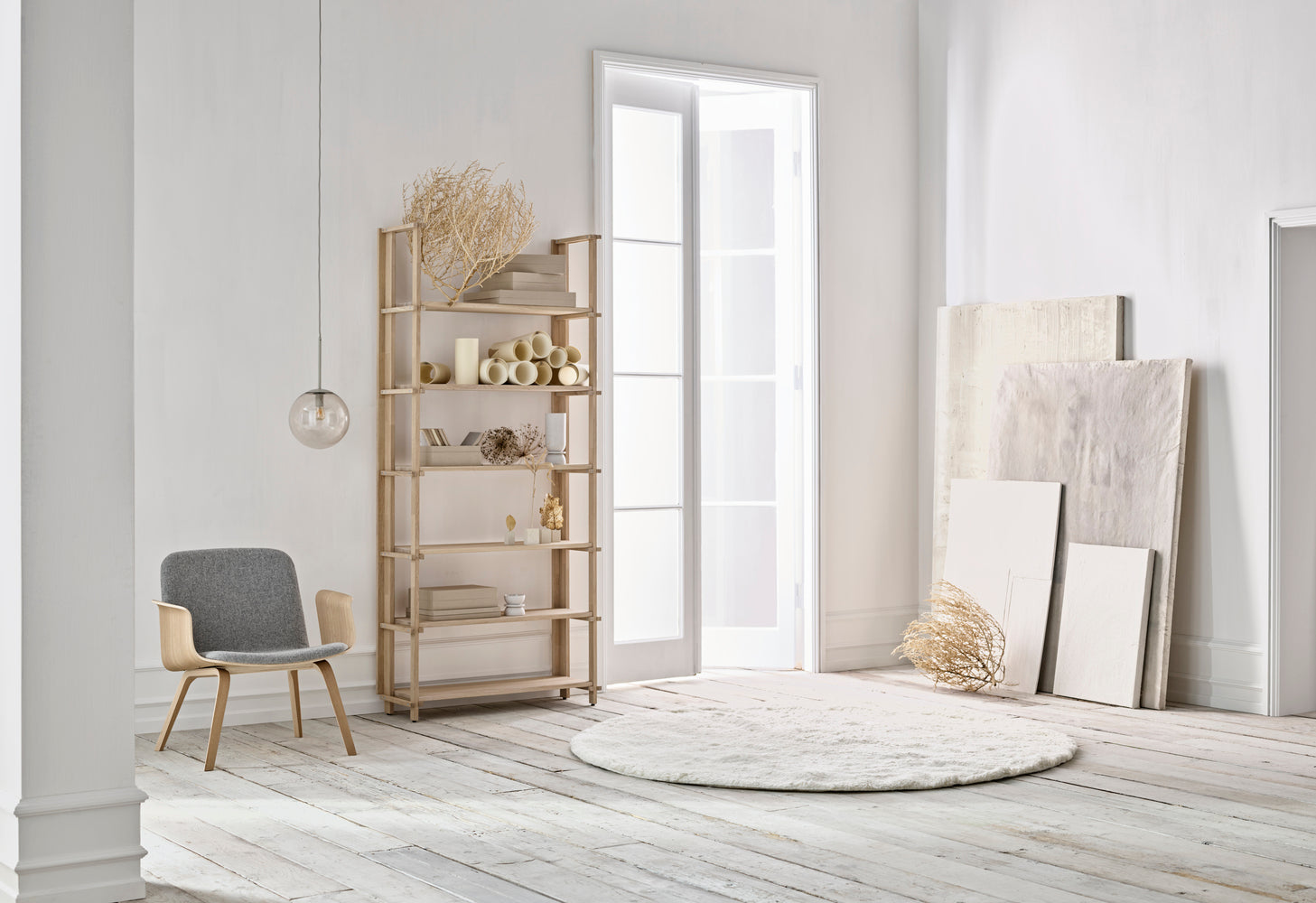 Sessel mit Palmenarmlehnen Nussfurnier