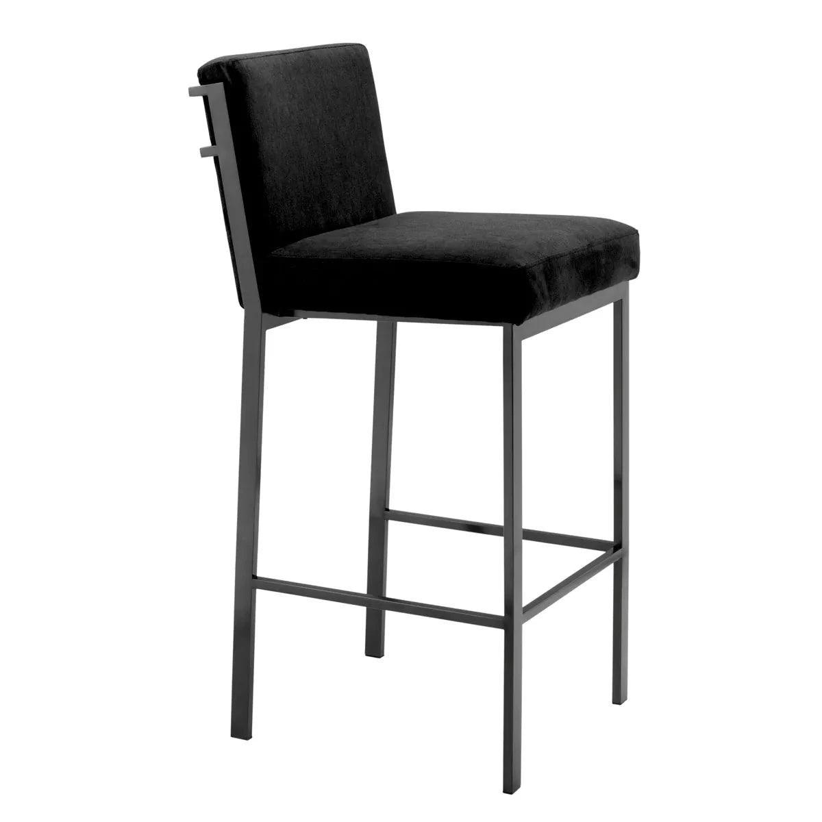 Hoker aksamitny SCOTT czarny z czarną podstawą Eichholtz    Eye on Design