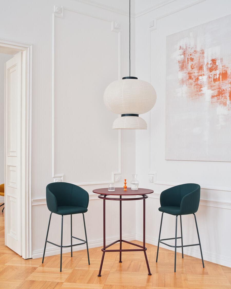 Hoker GRACE z metalową podstawą – .mdd