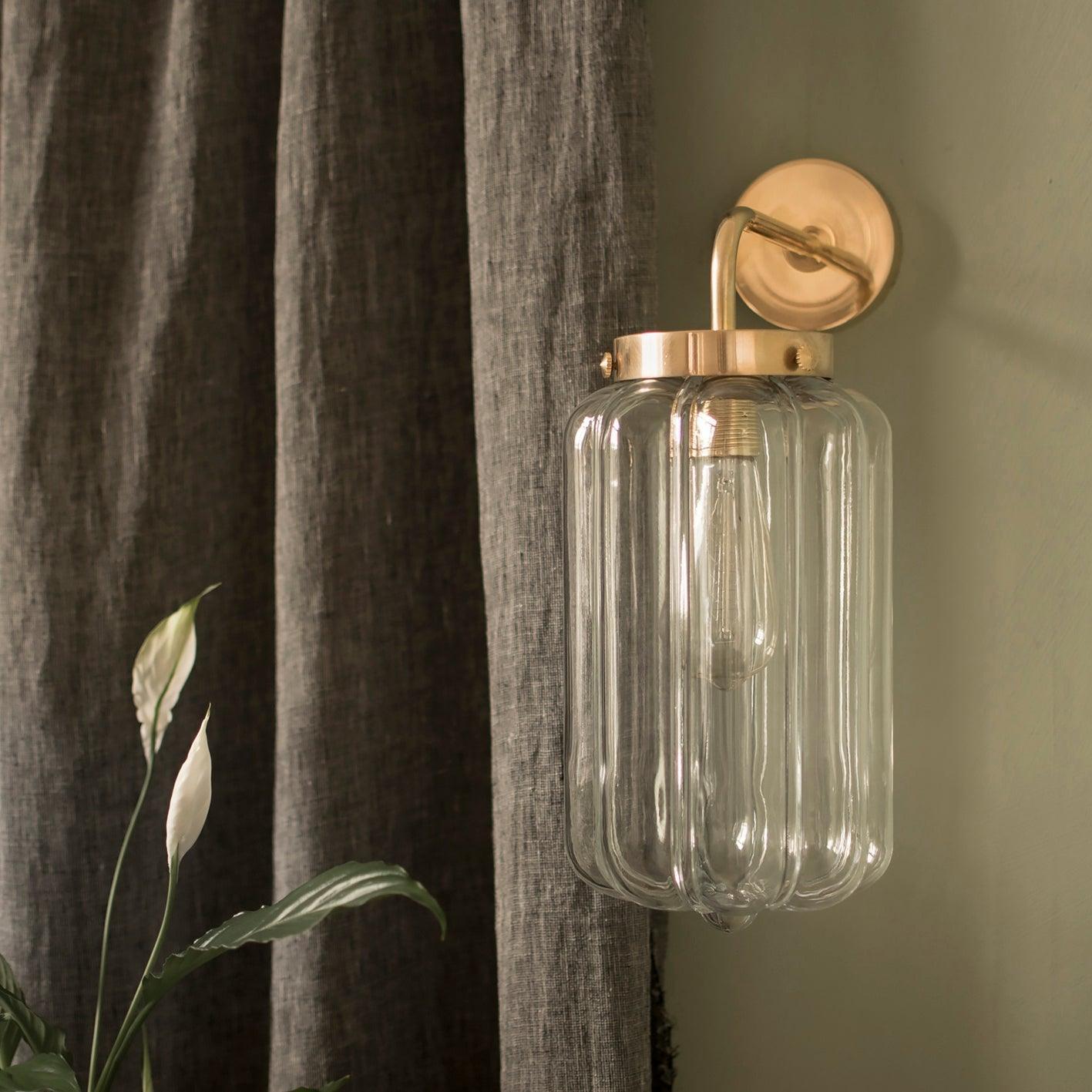 Kinkiet DECO nikiel Embassy Interiors    Eye on Design