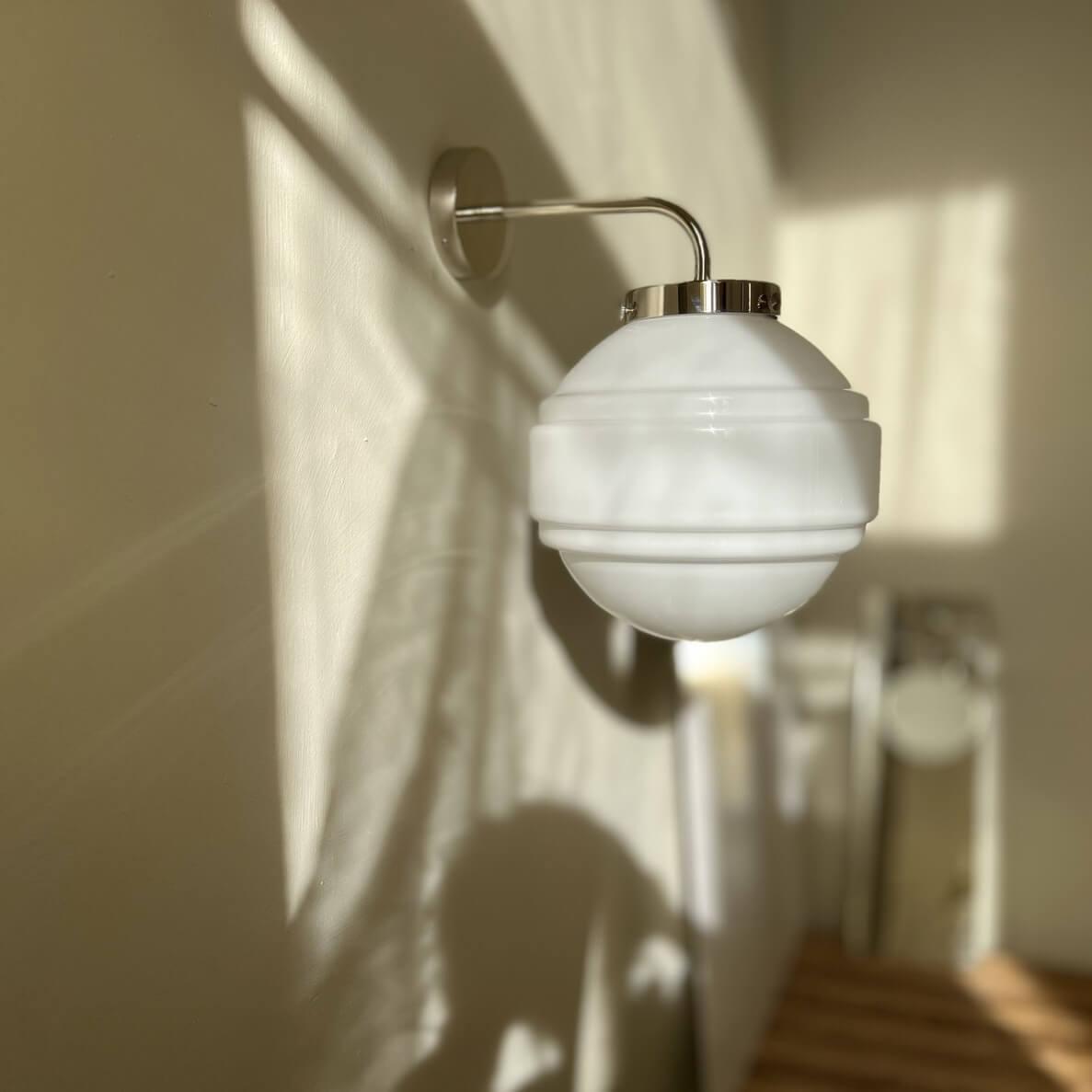 Kinkiet SATURN mosiężny Embassy Interiors    Eye on Design