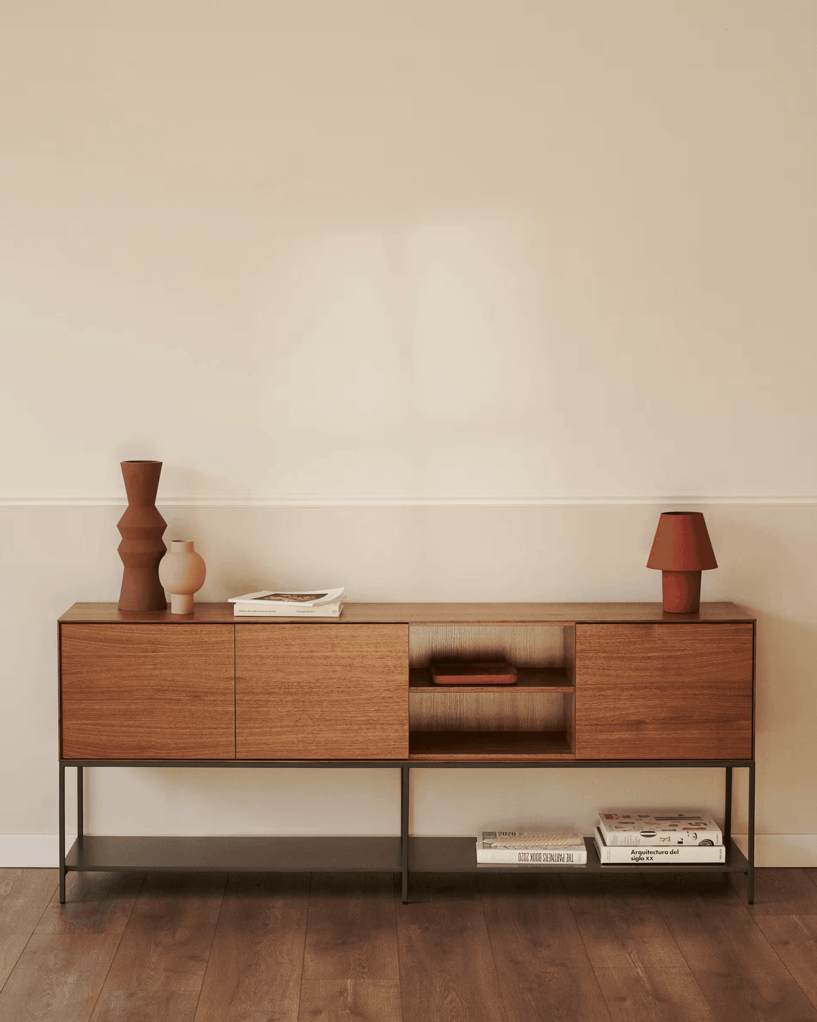 Komoda VEDRANA fornir orzechowy – Kave Home