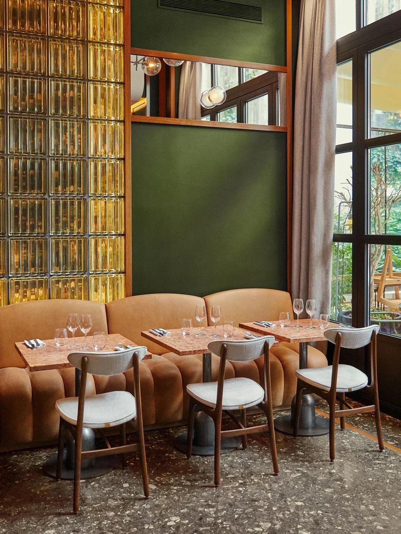 Krzesło 200-190 różowy w tkaninie Velvet Powder Pink 366 concept    Eye on Design