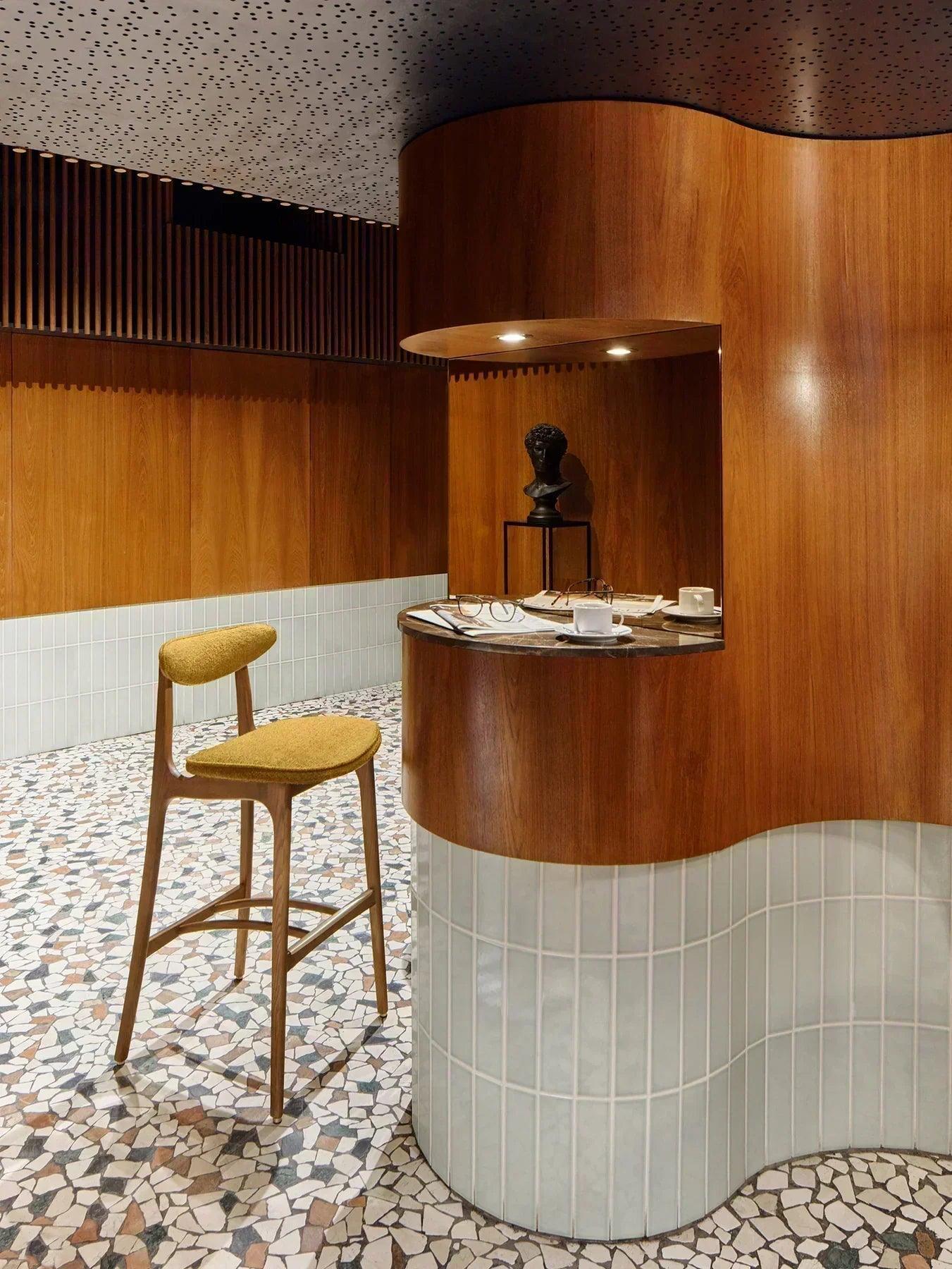 Krzesło barowe 200-190 beżowy w tkaninie Boucle Creme 366 concept    Eye on Design