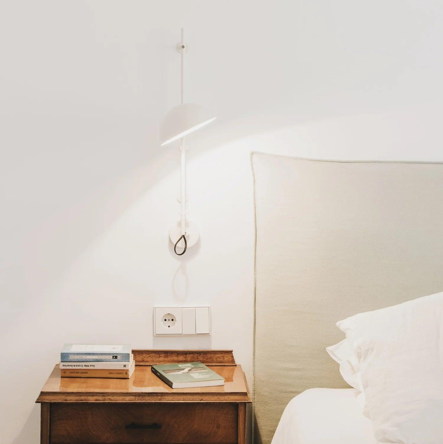 Lampa ścienna FUNICULI biały Marset    Eye on Design