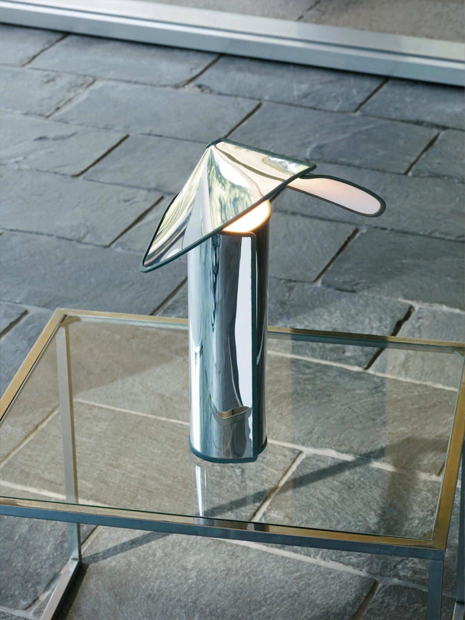 Lampa stołowa CHIARA aluminiowy Flos    Eye on Design